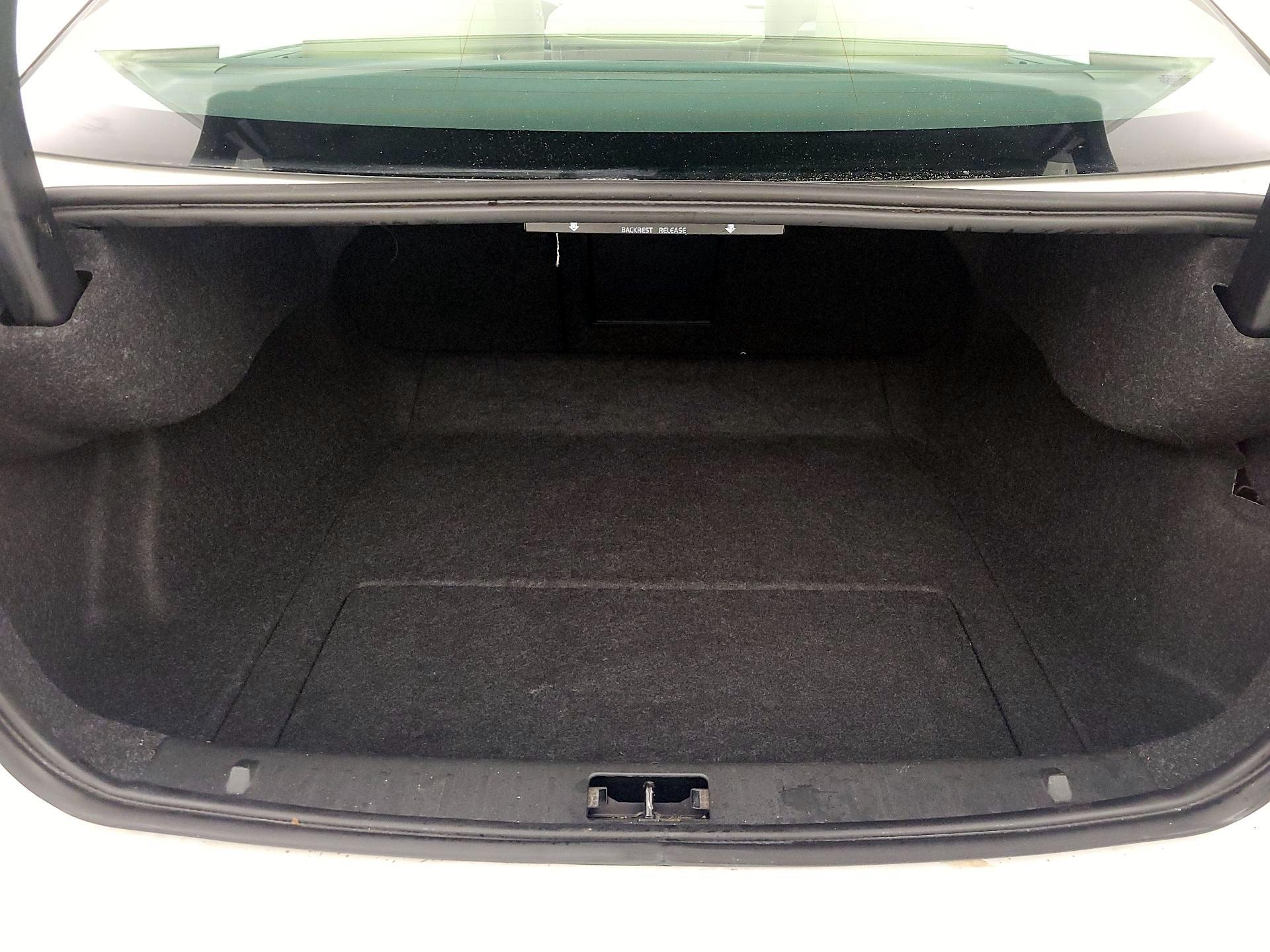 Thumbnail: 2017 Volvo S60 - 19