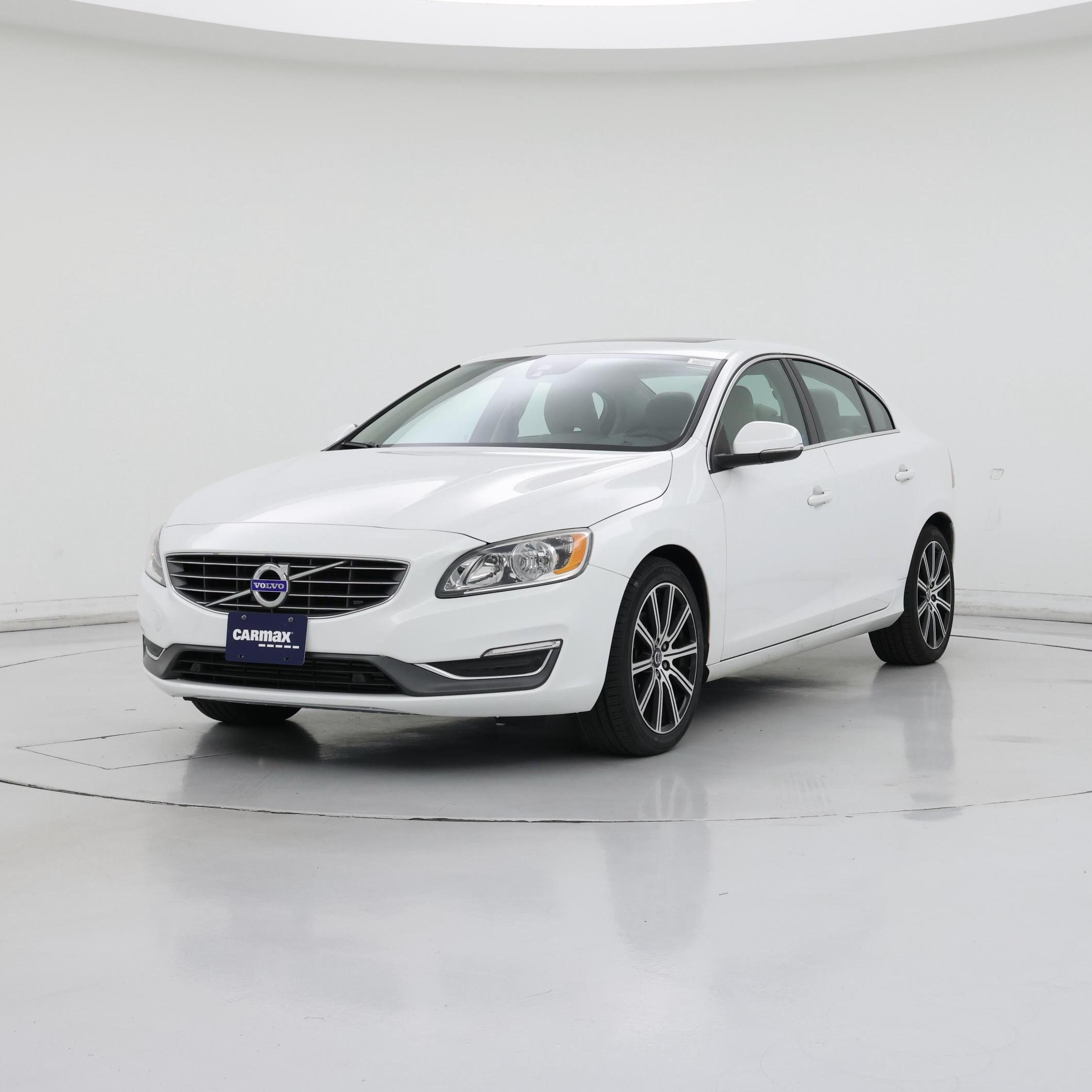 Thumbnail: 2017 Volvo S60 - 4