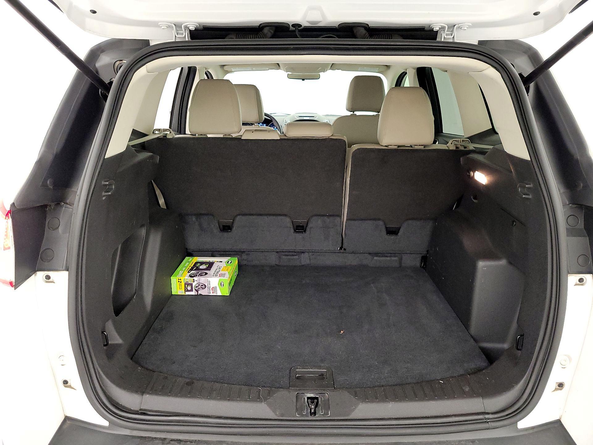 Thumbnail: 2015 Ford Escape - 20