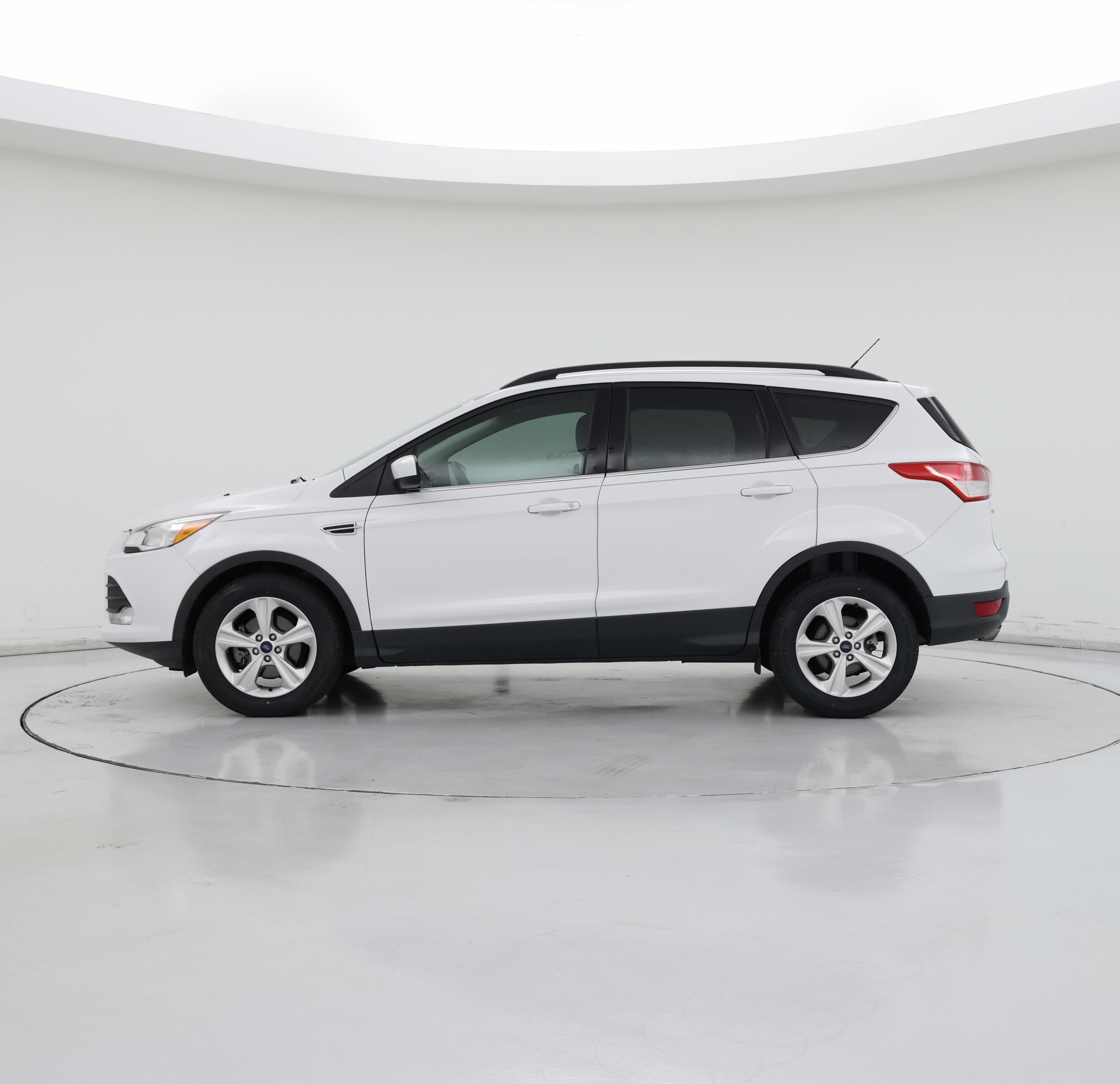 Thumbnail: 2015 Ford Escape - 3