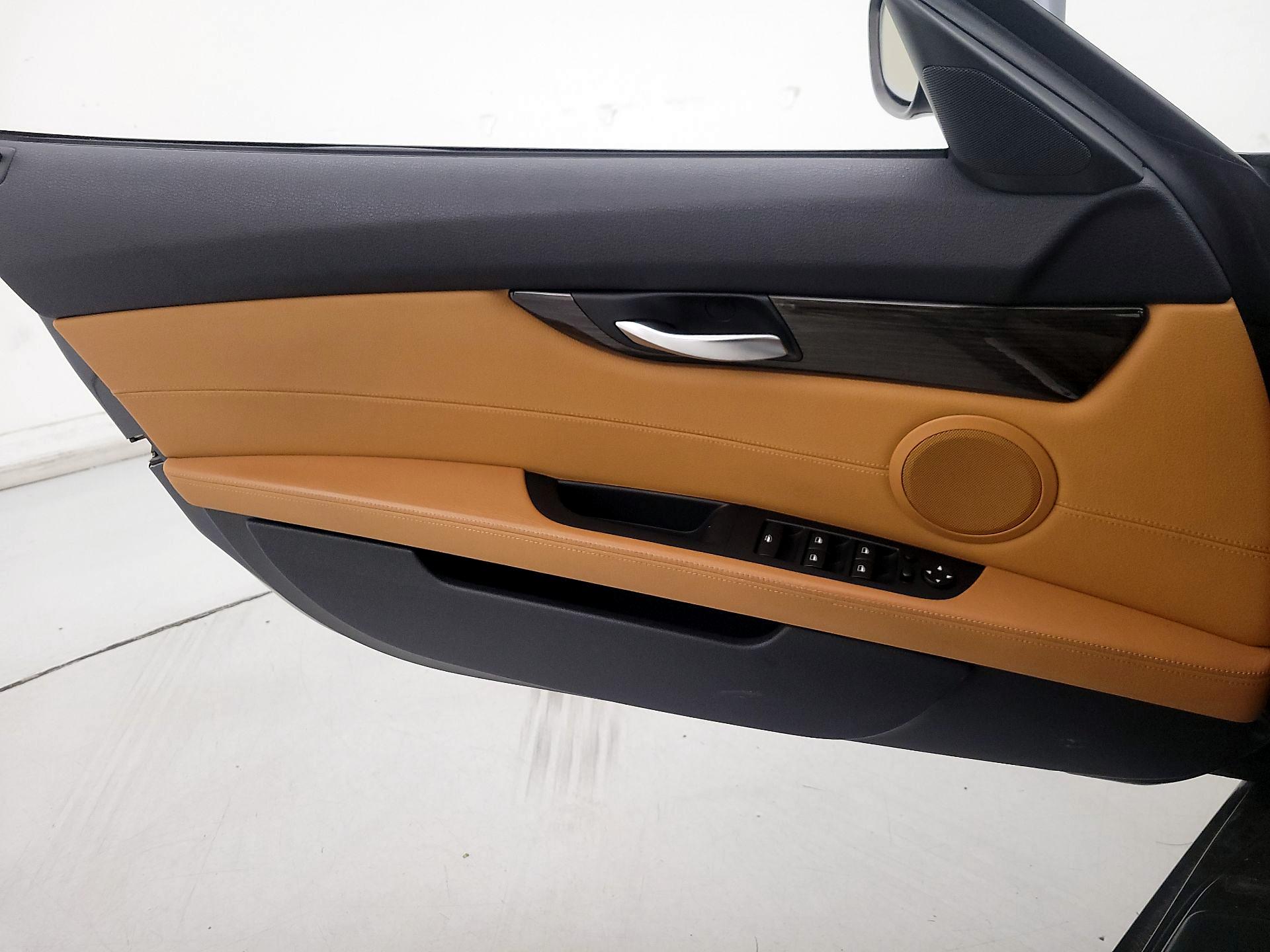 Thumbnail: 2016 BMW Z4 - 12