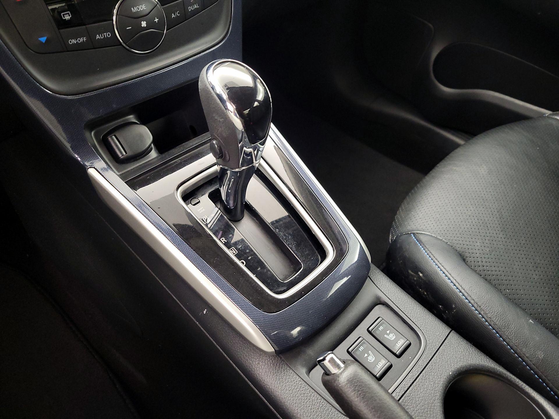 Thumbnail: 2019 Nissan Sentra - 17