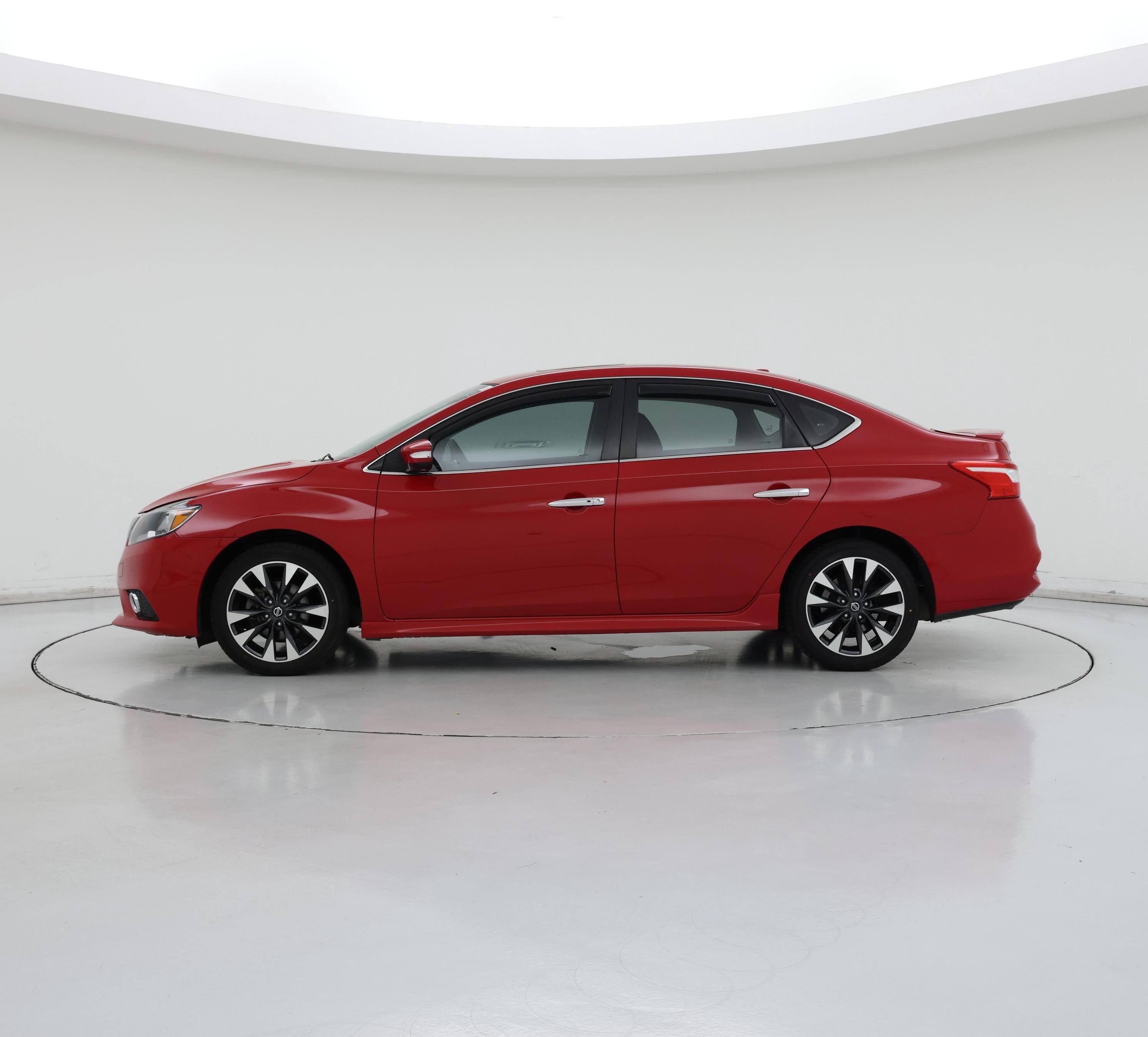 Thumbnail: 2019 Nissan Sentra - 3
