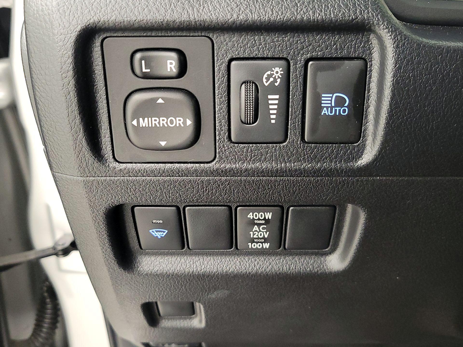 Thumbnail: 2021 Toyota 4Runner - 13