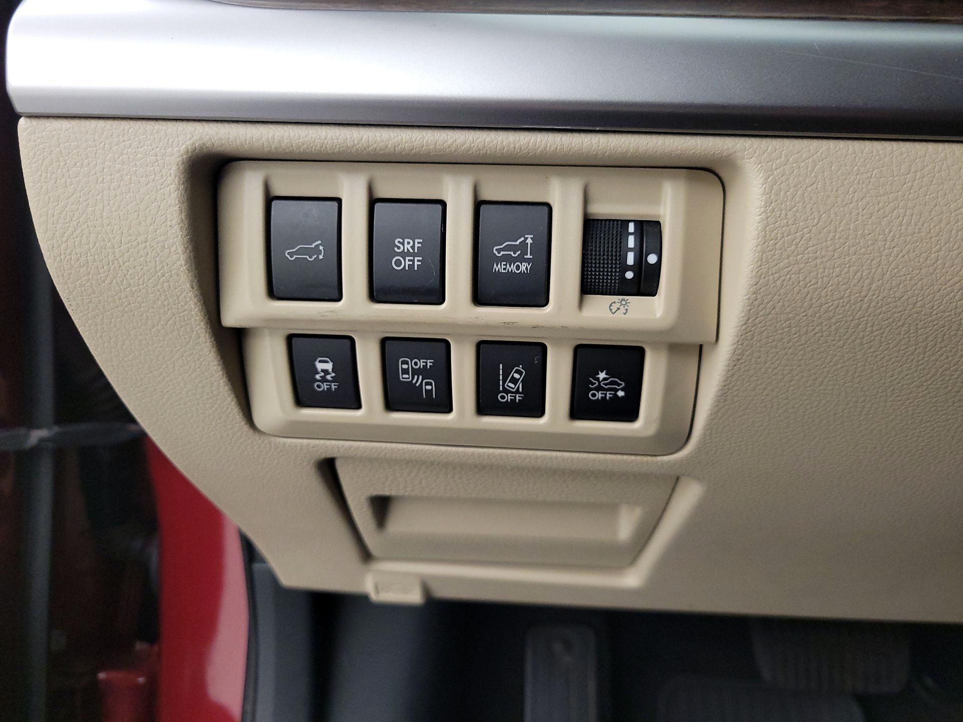 Thumbnail: 2017 Subaru Outback - 13