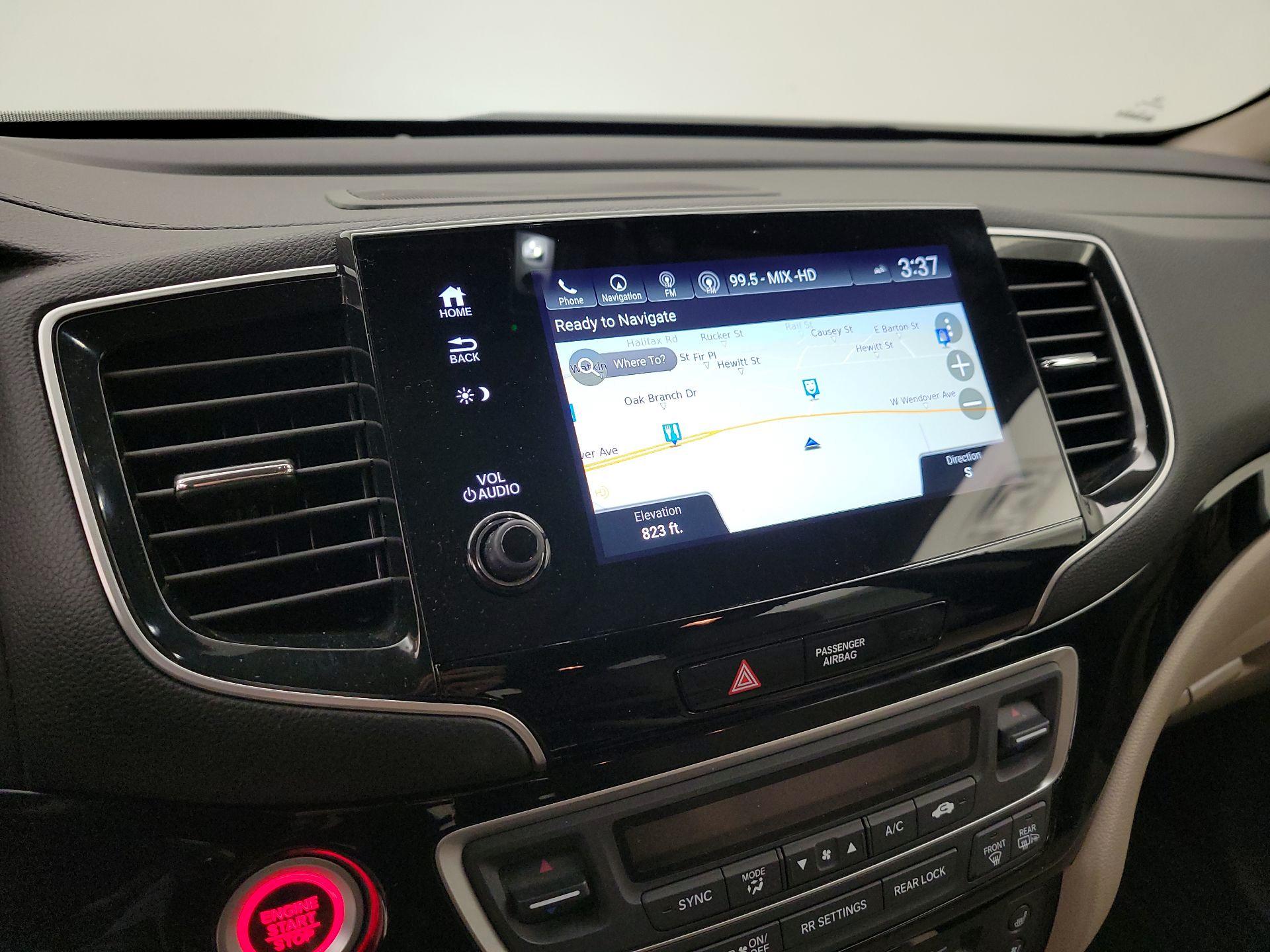 Thumbnail: 2019 Honda Pilot - 14