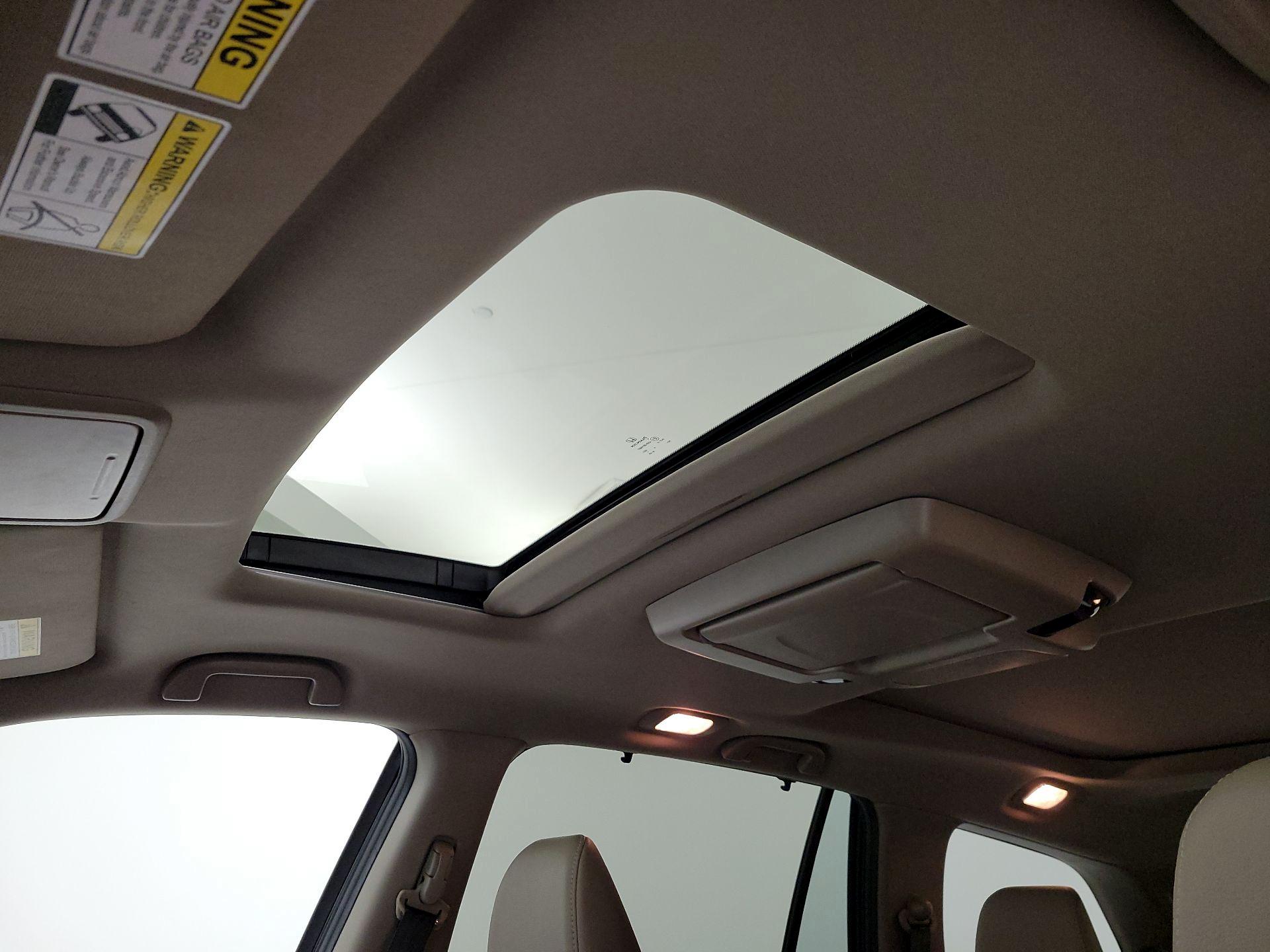 Thumbnail: 2019 Honda Pilot - 20