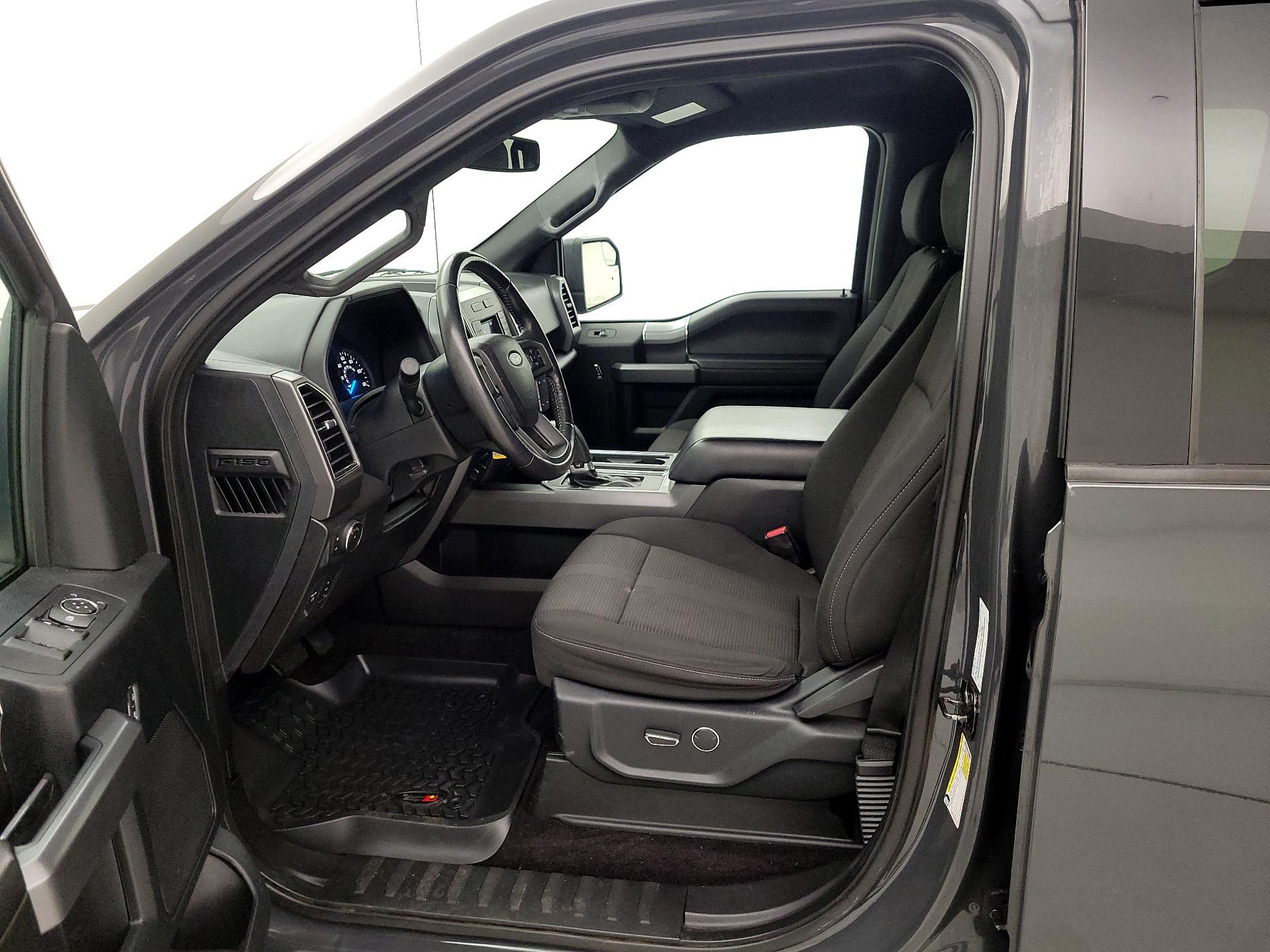 Thumbnail: 2017 Ford F-150 - 11