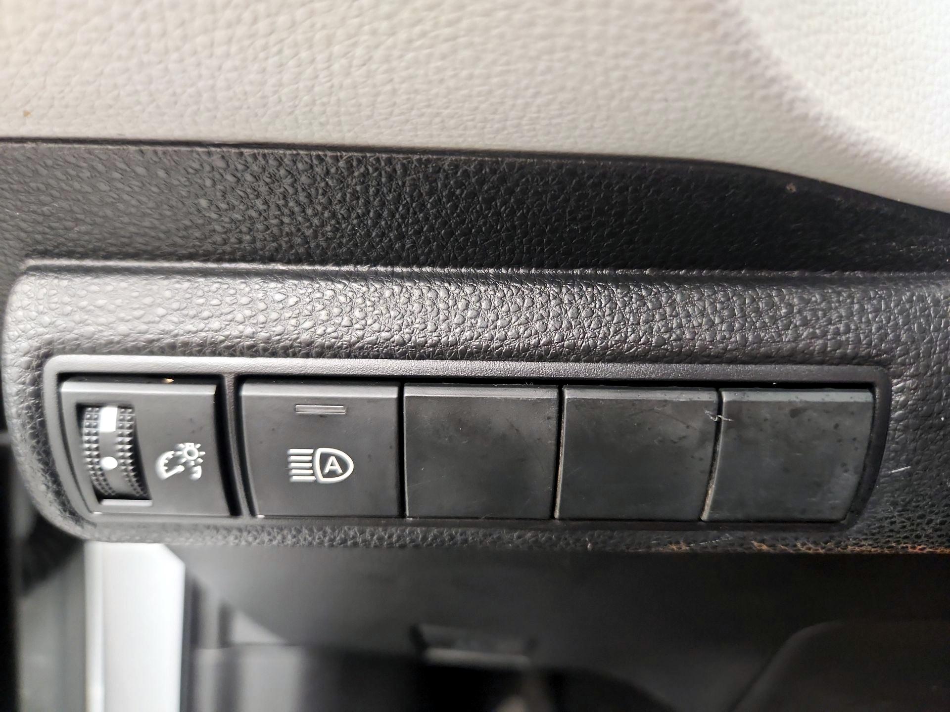 Thumbnail: 2022 Toyota Corolla - 11