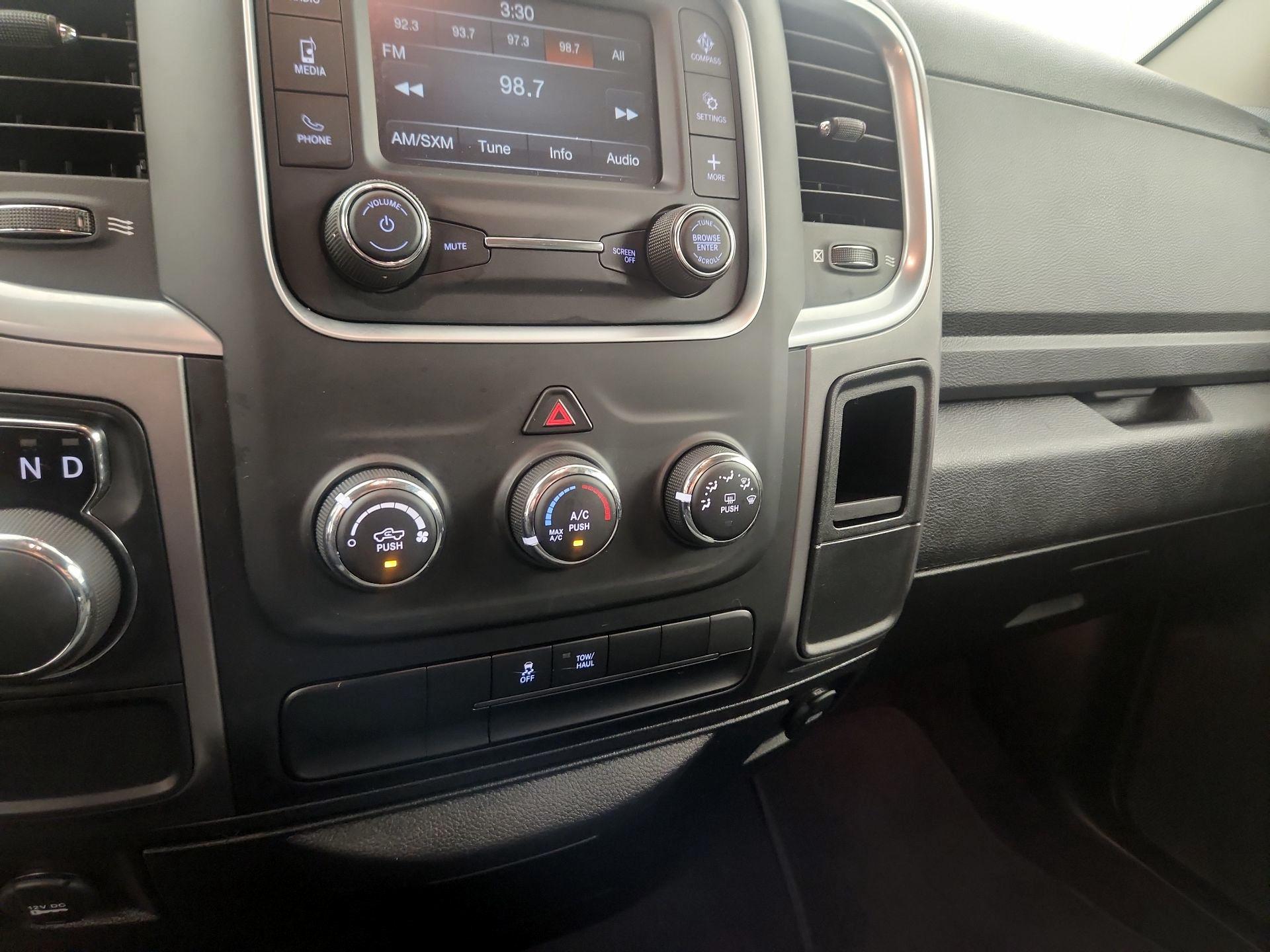 Thumbnail: 2024 RAM 1500 Classic - 16