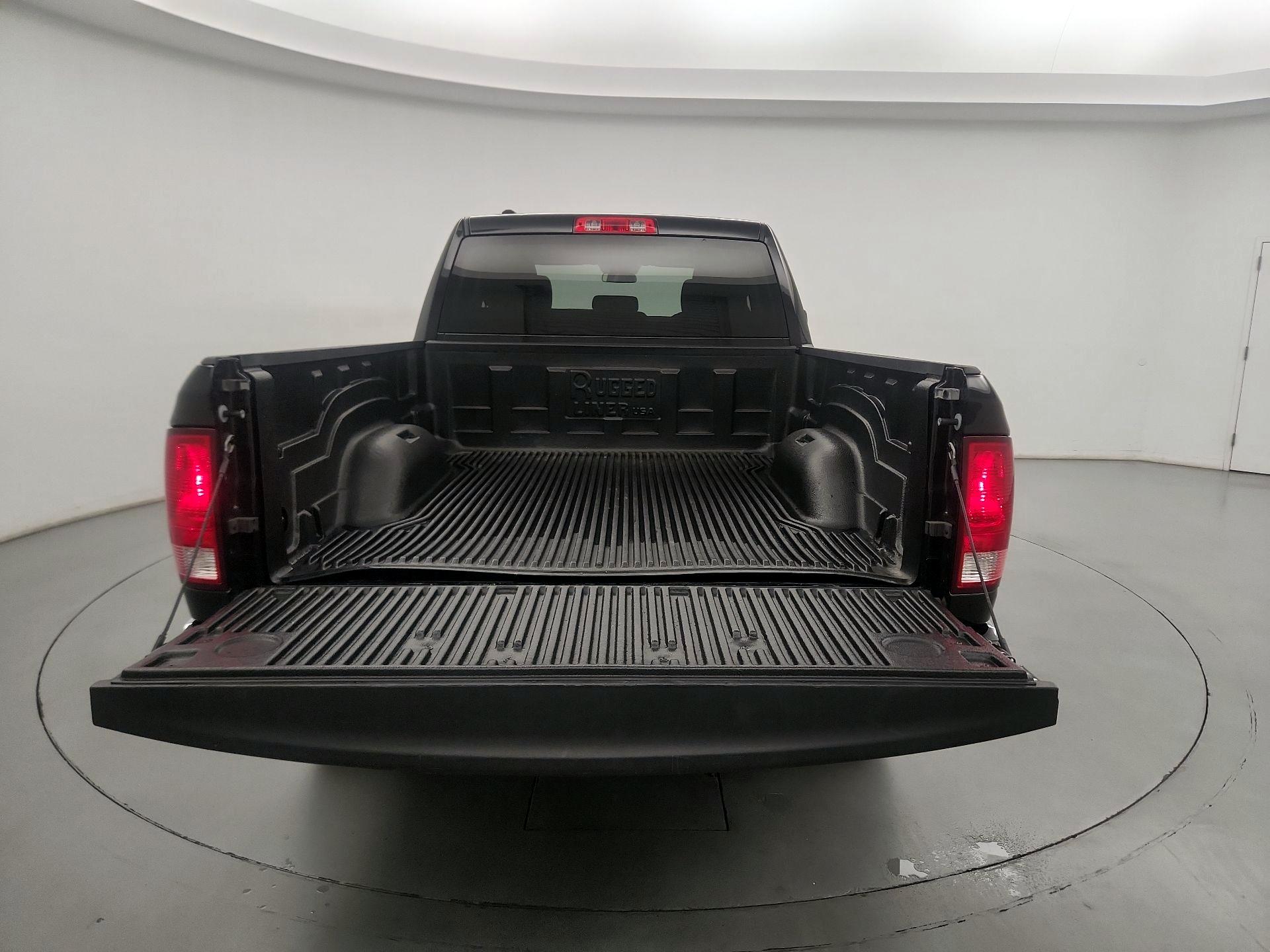 Thumbnail: 2024 RAM 1500 Classic - 20