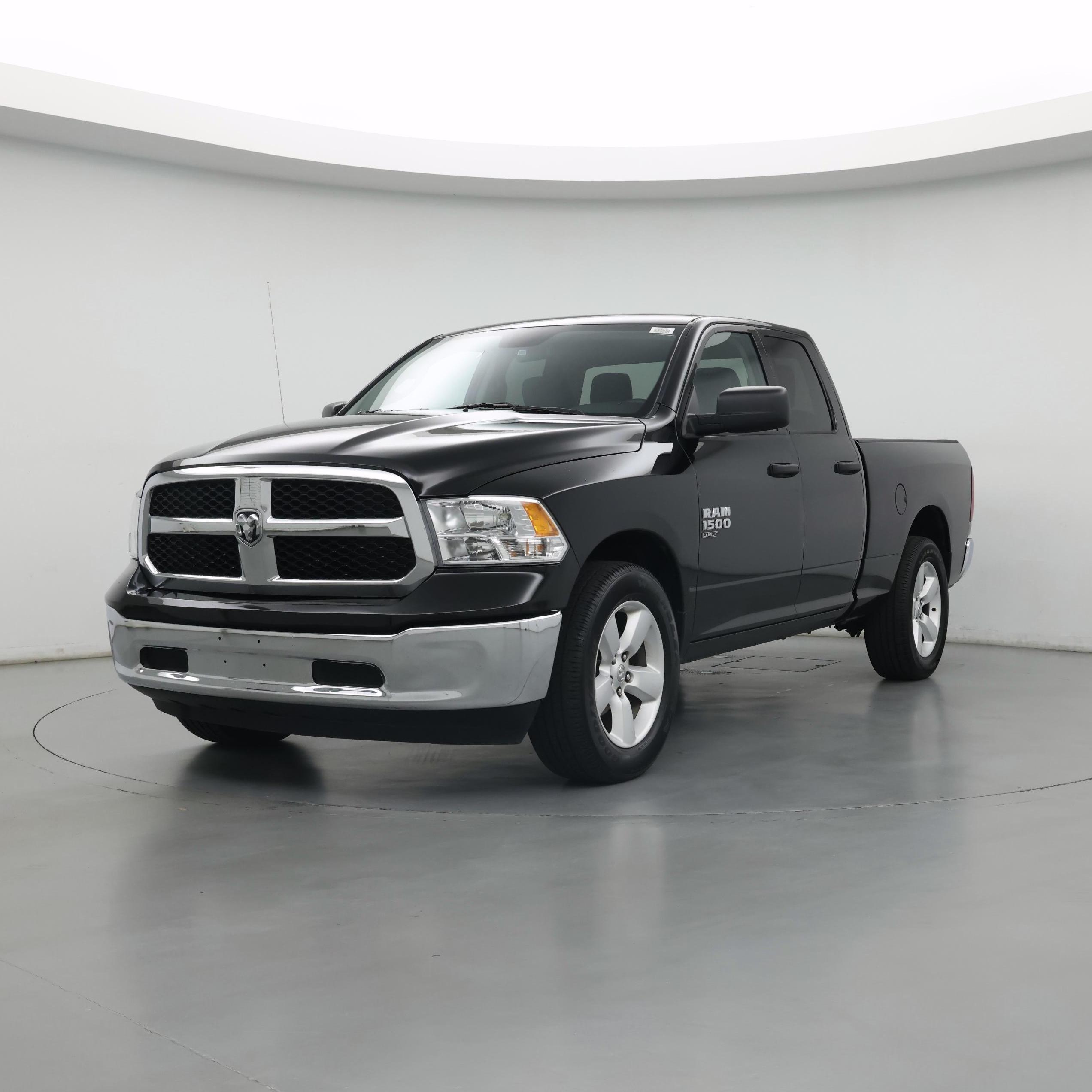 Thumbnail: 2024 RAM 1500 Classic - 4