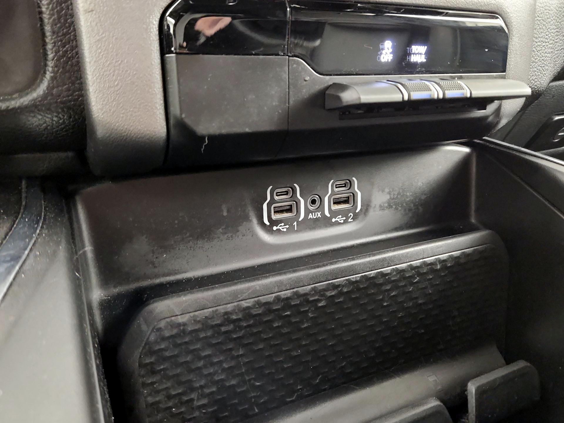 Thumbnail: 2024 RAM 1500 - 17