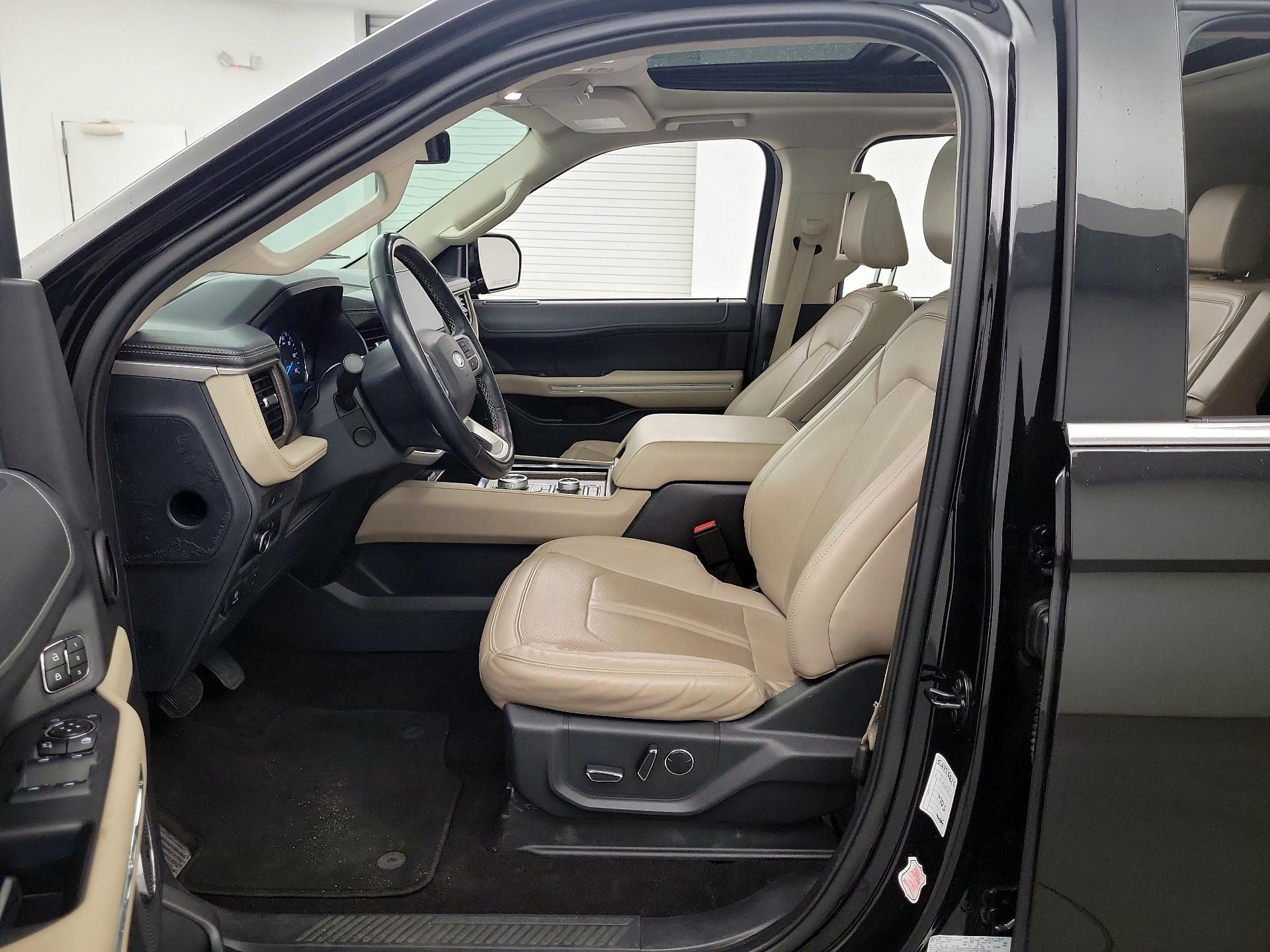 Thumbnail: 2023 Ford Expedition MAX - 9