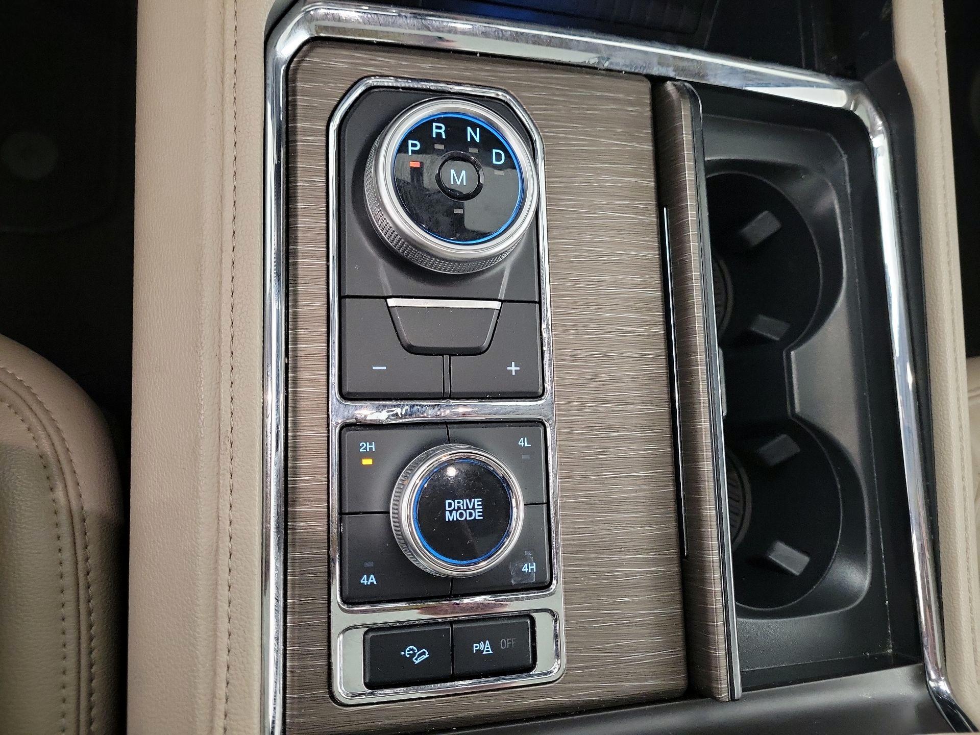 Thumbnail: 2023 Ford Expedition MAX - 16