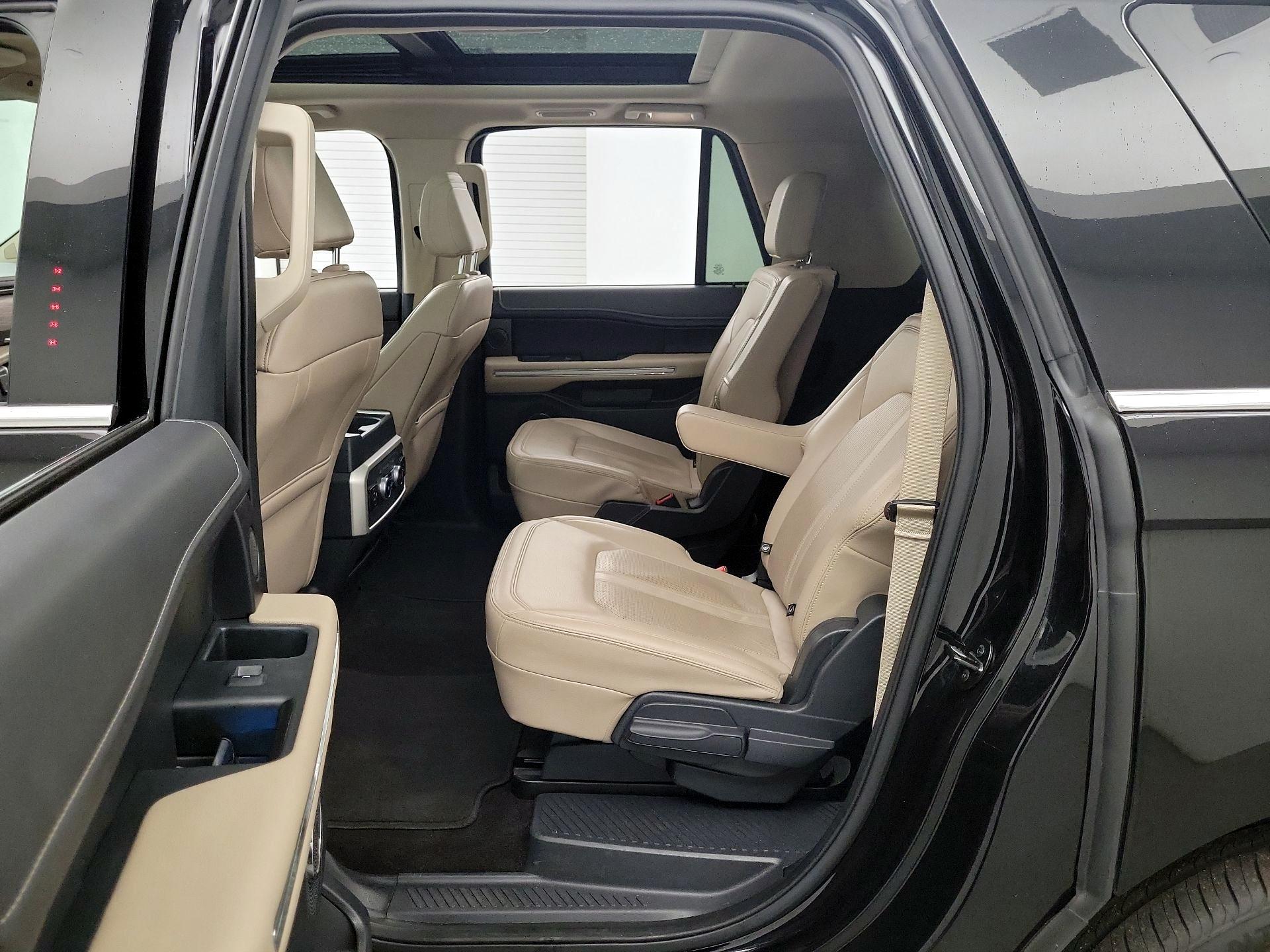 Thumbnail: 2023 Ford Expedition MAX - 19