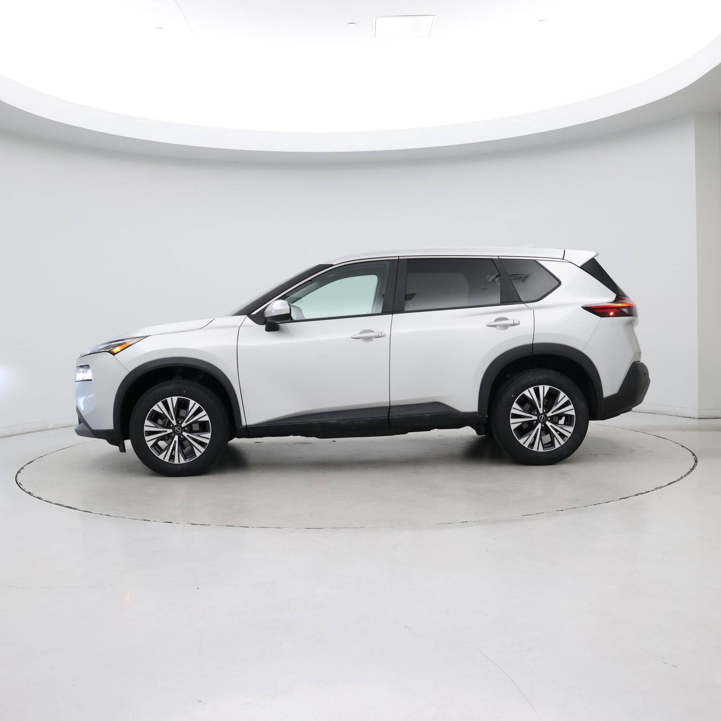 Thumbnail: 2023 Nissan Rogue - 3