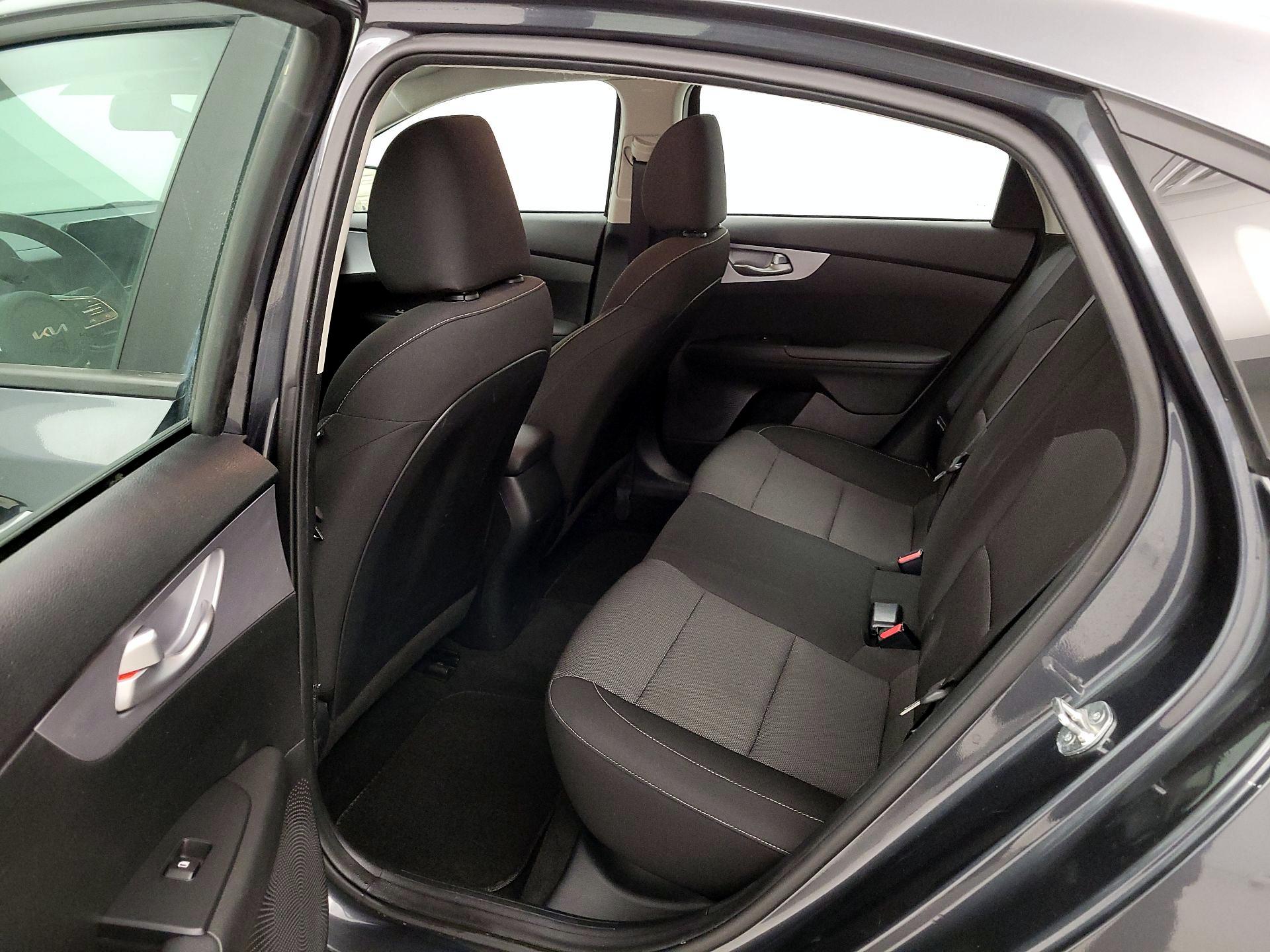 Thumbnail: 2024 Kia Forte - 19