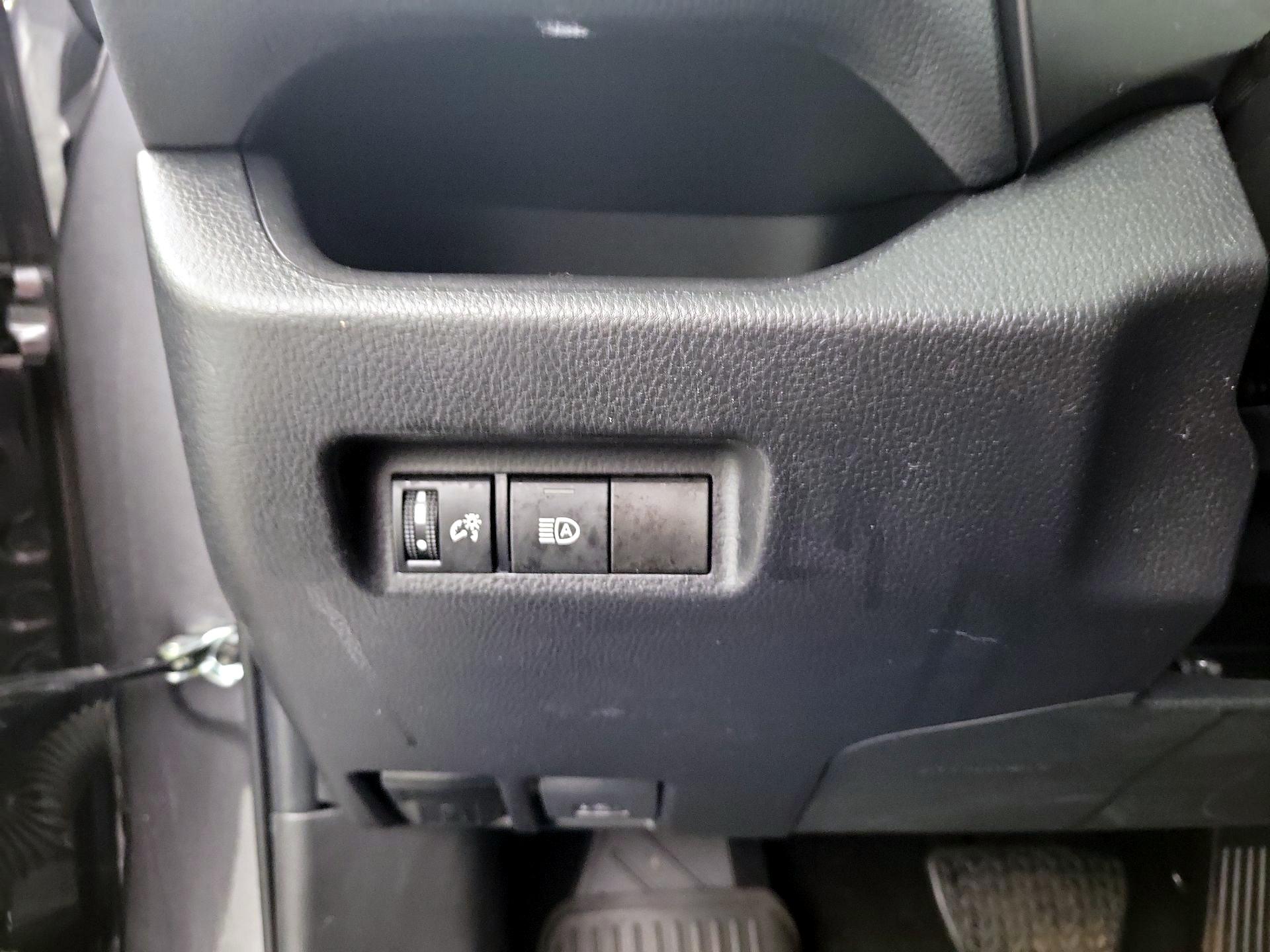 Thumbnail: 2024 Toyota RAV4 - 11