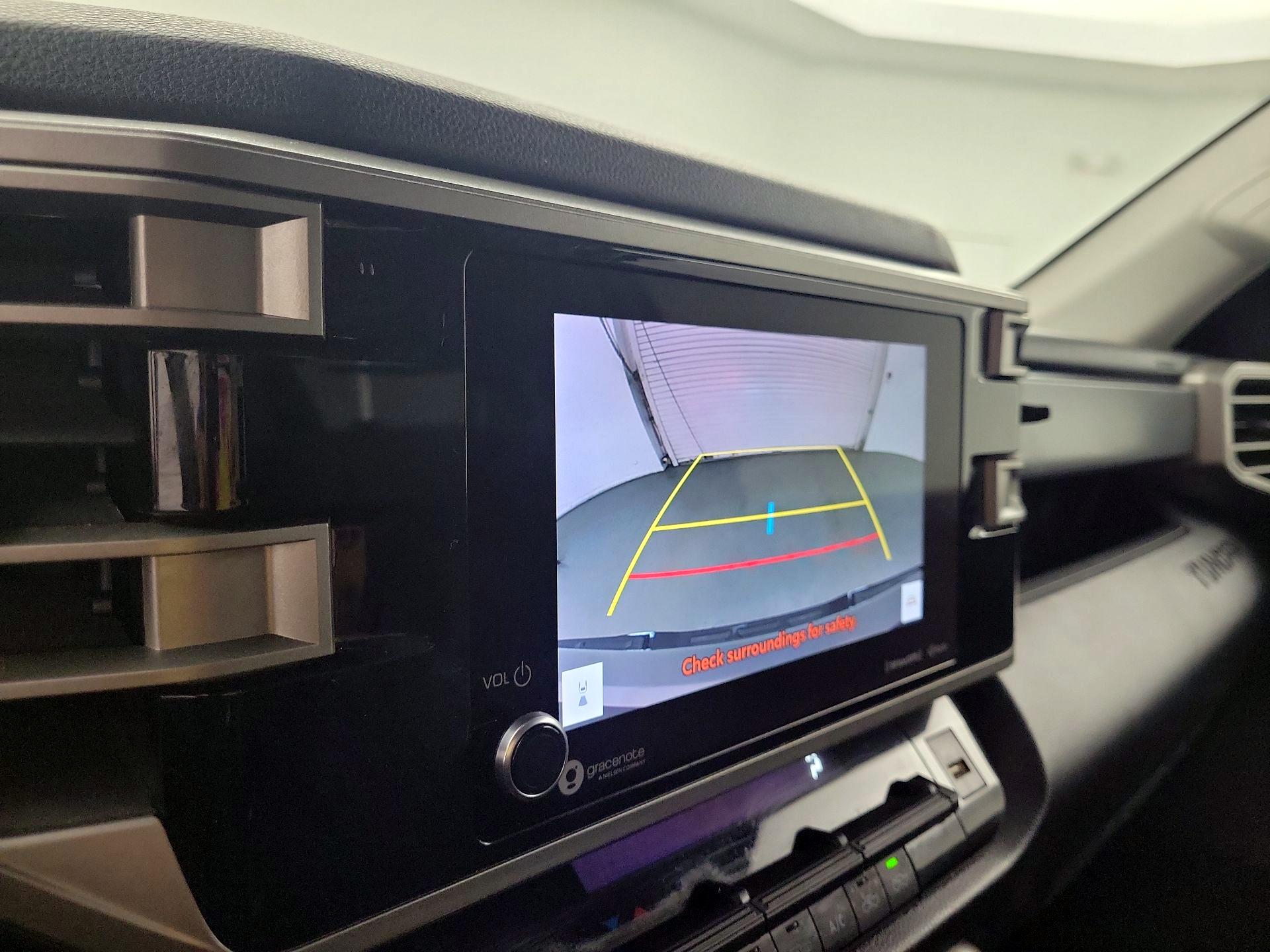 Thumbnail: 2022 Toyota Tundra - 12