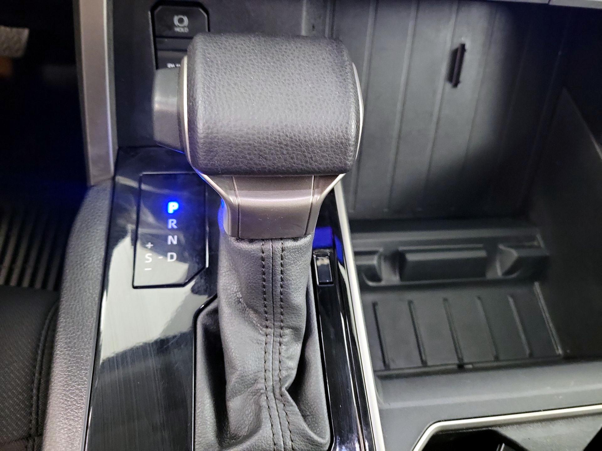 Thumbnail: 2022 Toyota Tundra - 15