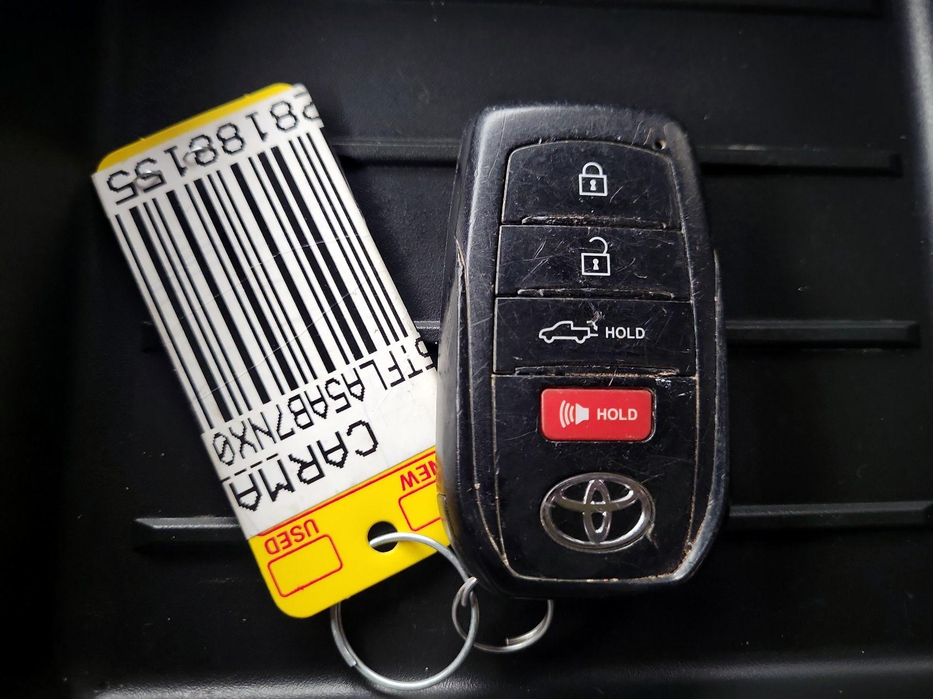 Thumbnail: 2022 Toyota Tundra - 20