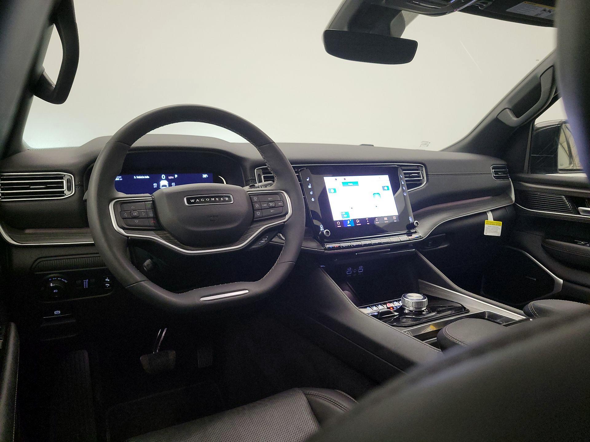 Thumbnail: 2024 Jeep Wagoneer - 9