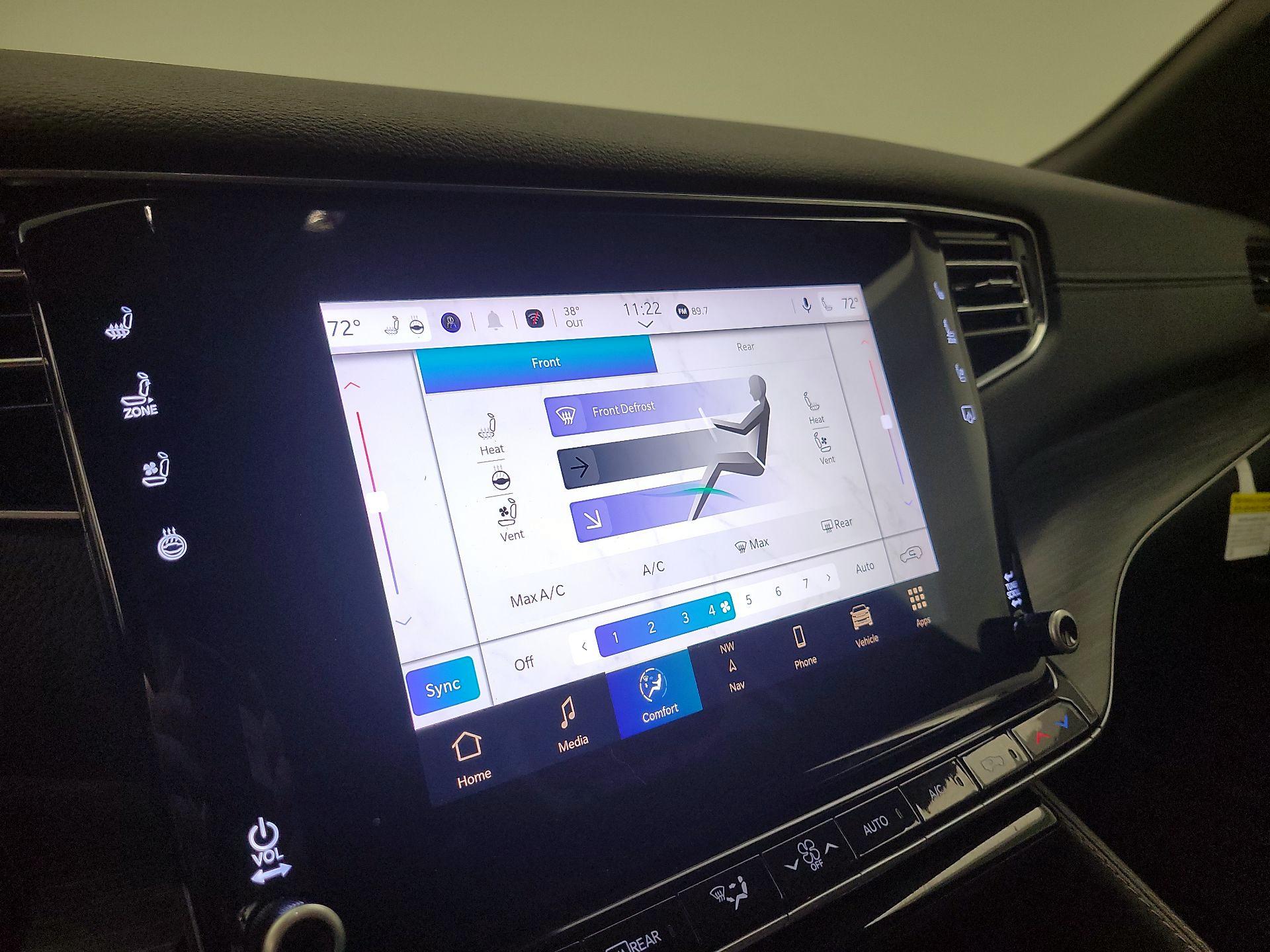 Thumbnail: 2024 Jeep Wagoneer - 16