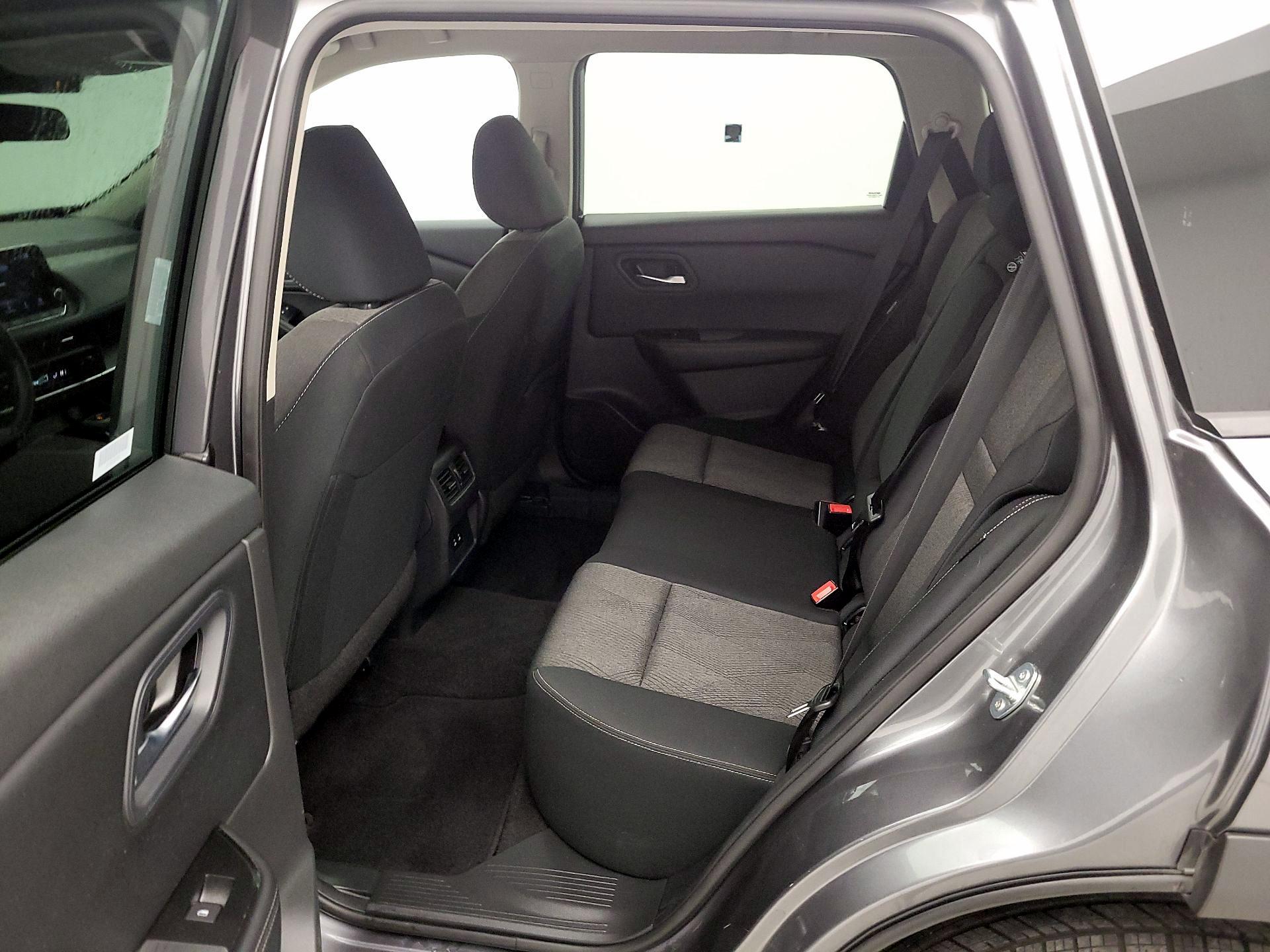 Thumbnail: 2024 Nissan Rogue - 19