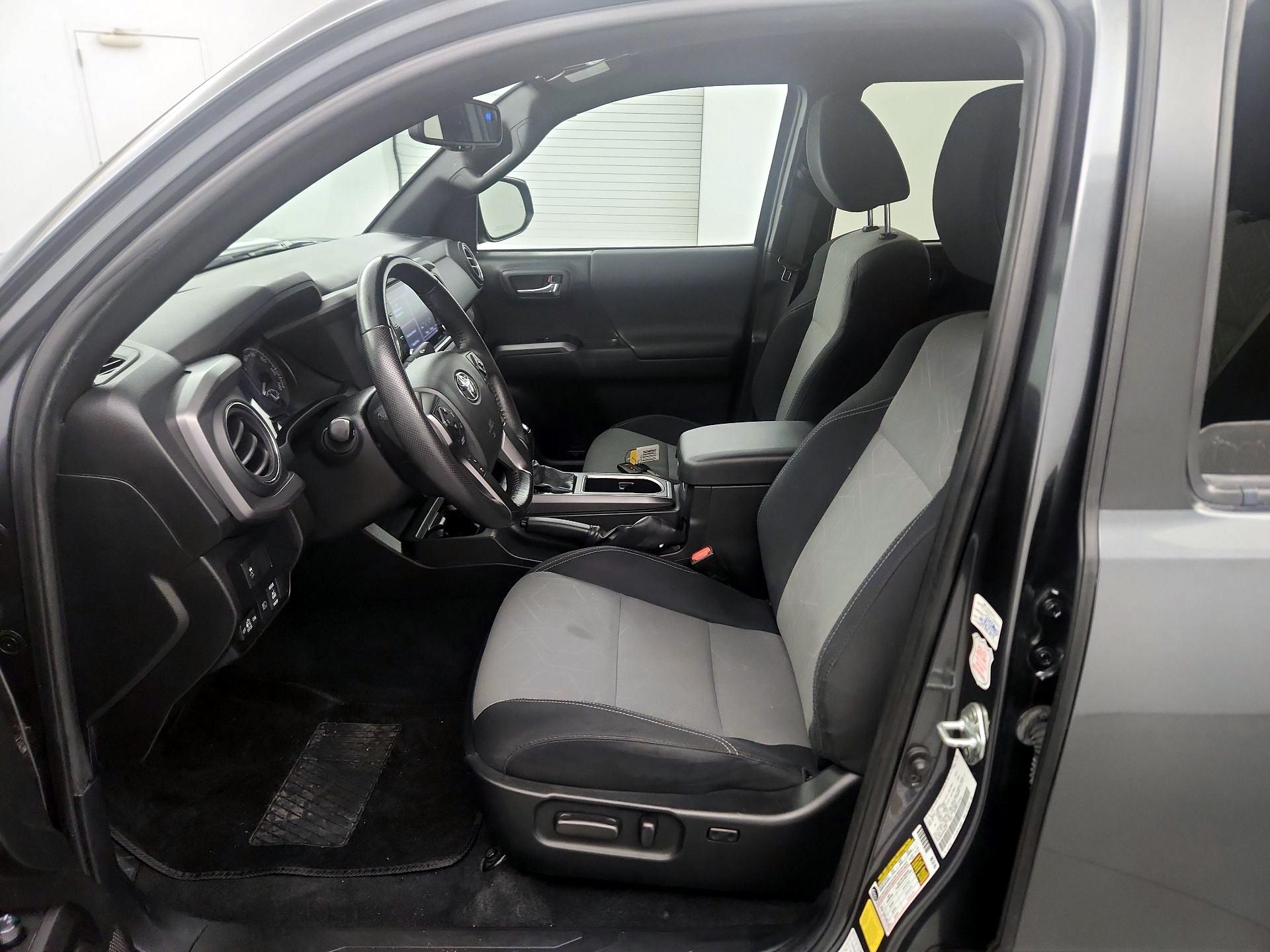 Thumbnail: 2023 Toyota Tacoma - 9