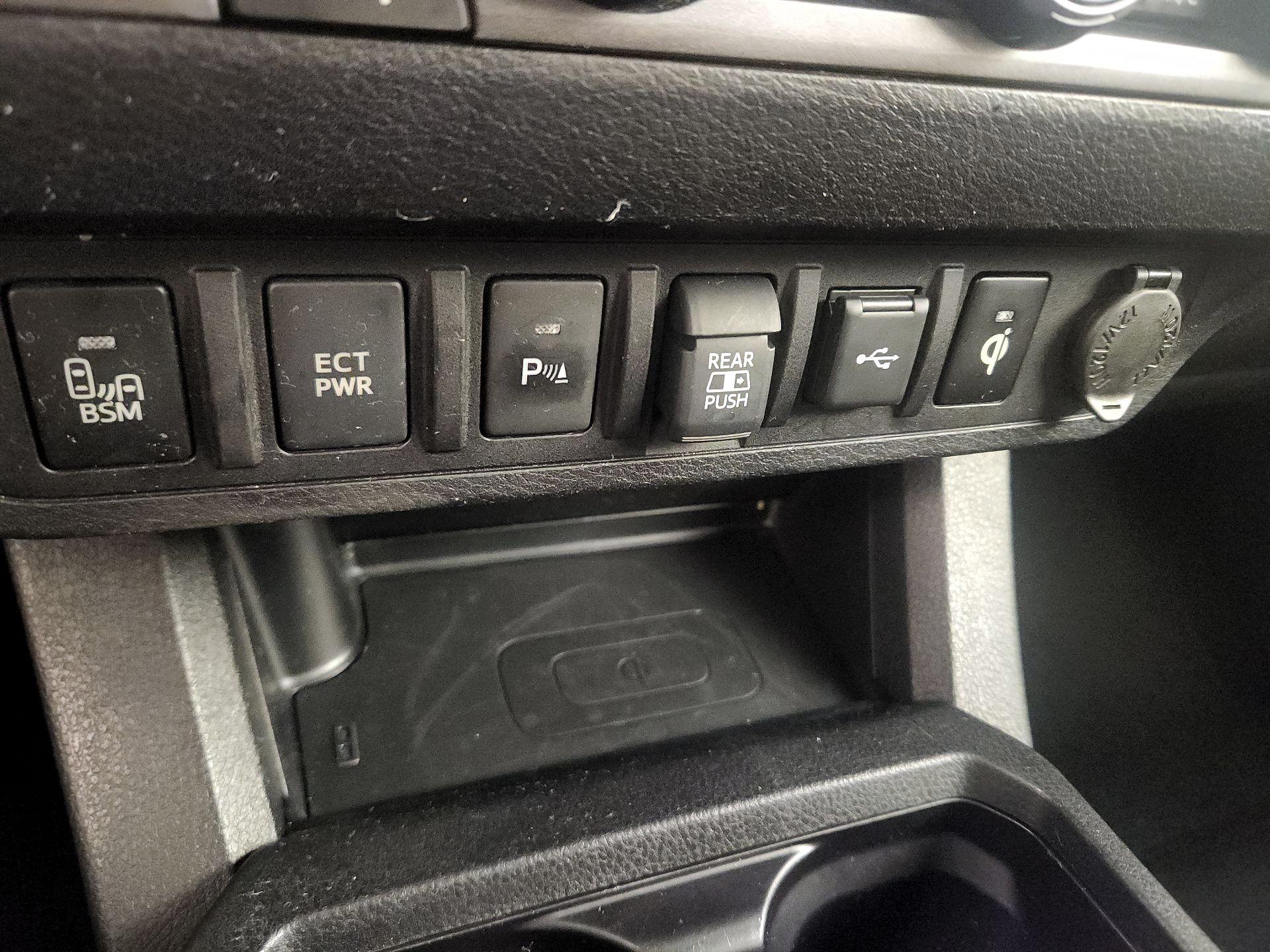 Thumbnail: 2023 Toyota Tacoma - 16