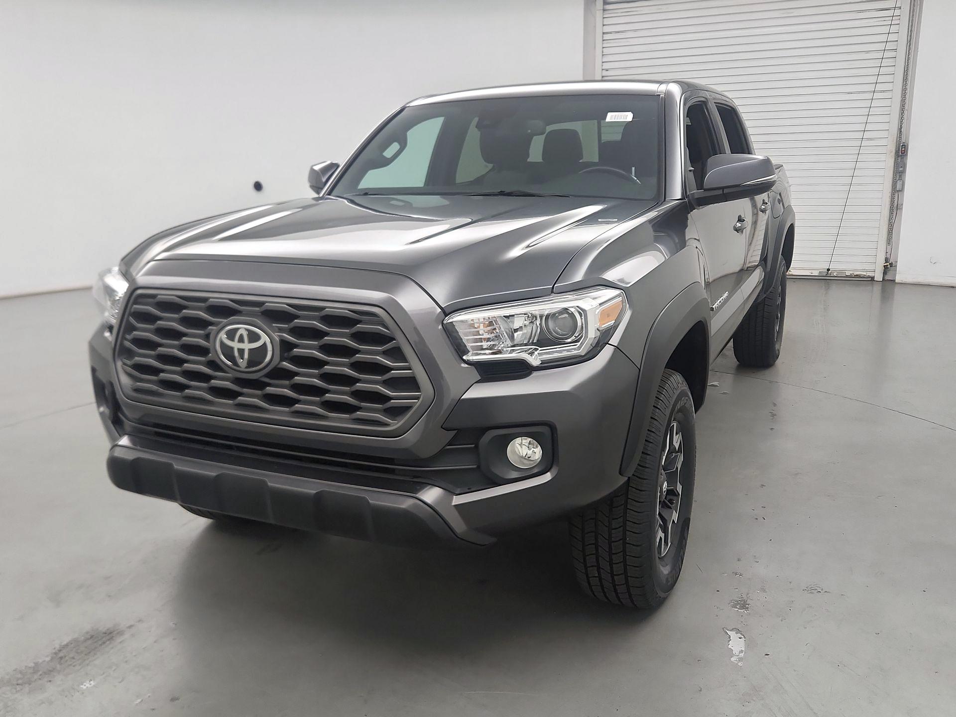 Thumbnail: 2023 Toyota Tacoma - 3