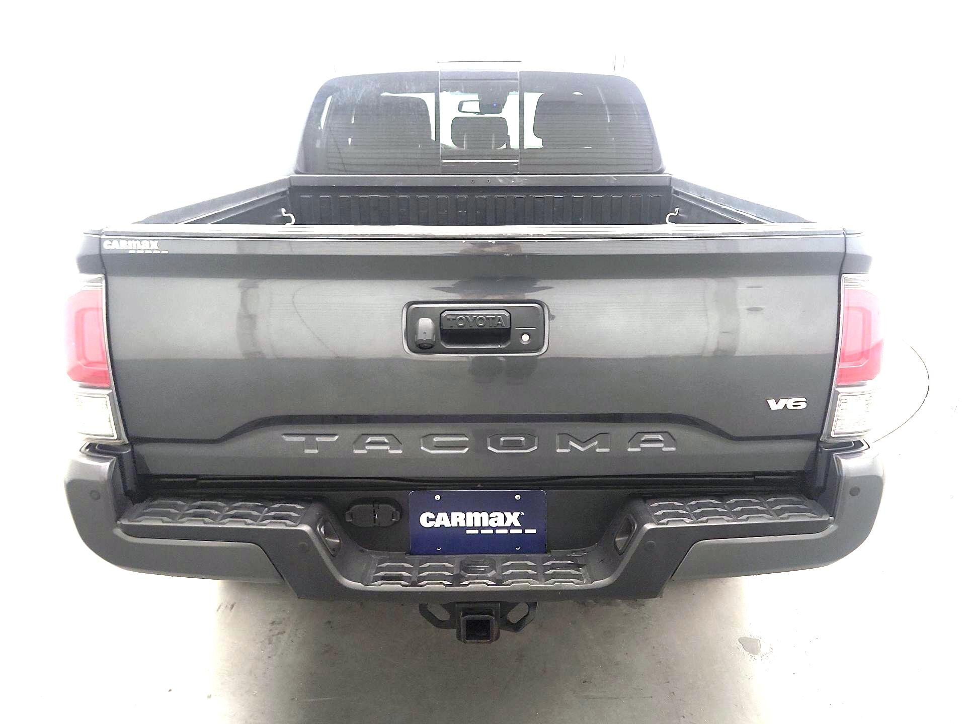 Thumbnail: 2023 Toyota Tacoma - 6