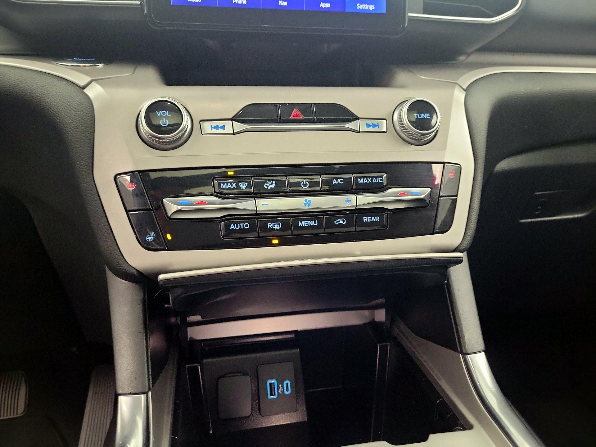 Thumbnail: 2023 Ford Explorer - 15