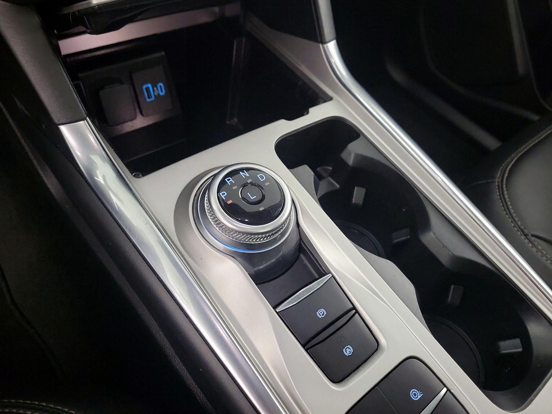 Thumbnail: 2023 Ford Explorer - 16