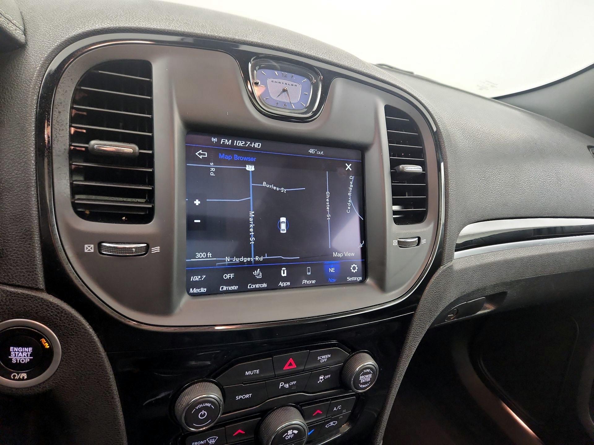 Thumbnail: 2023 Chrysler 300 - 12