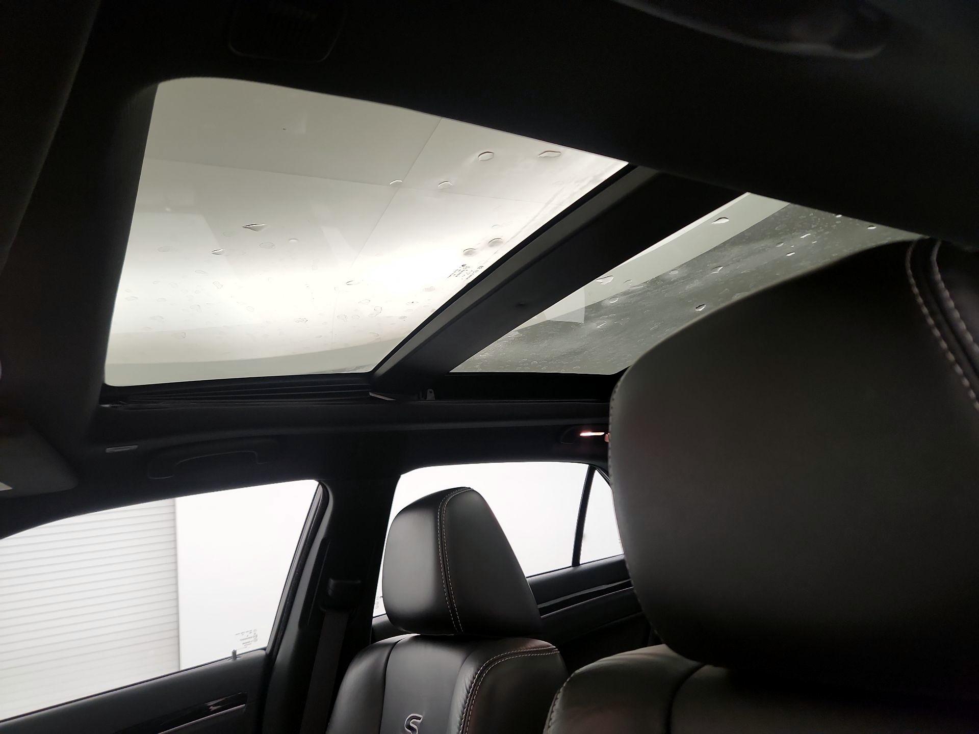 Thumbnail: 2023 Chrysler 300 - 18