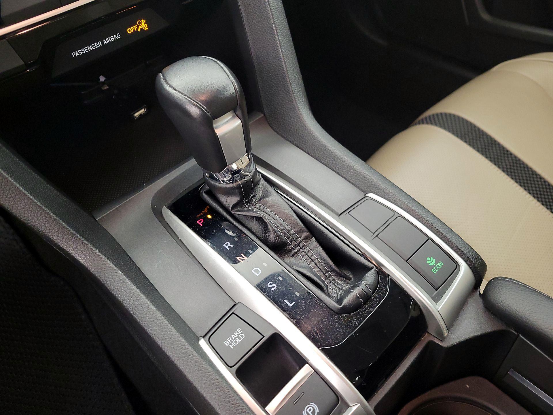 Thumbnail: 2019 Honda Civic - 17