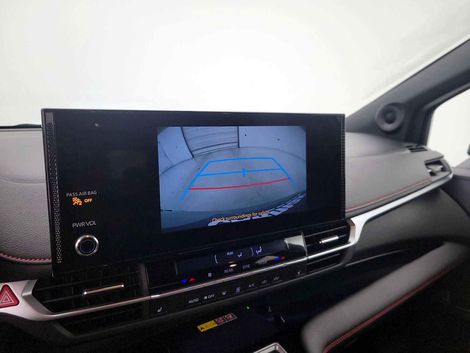 Thumbnail: 2025 Toyota Sienna - 14