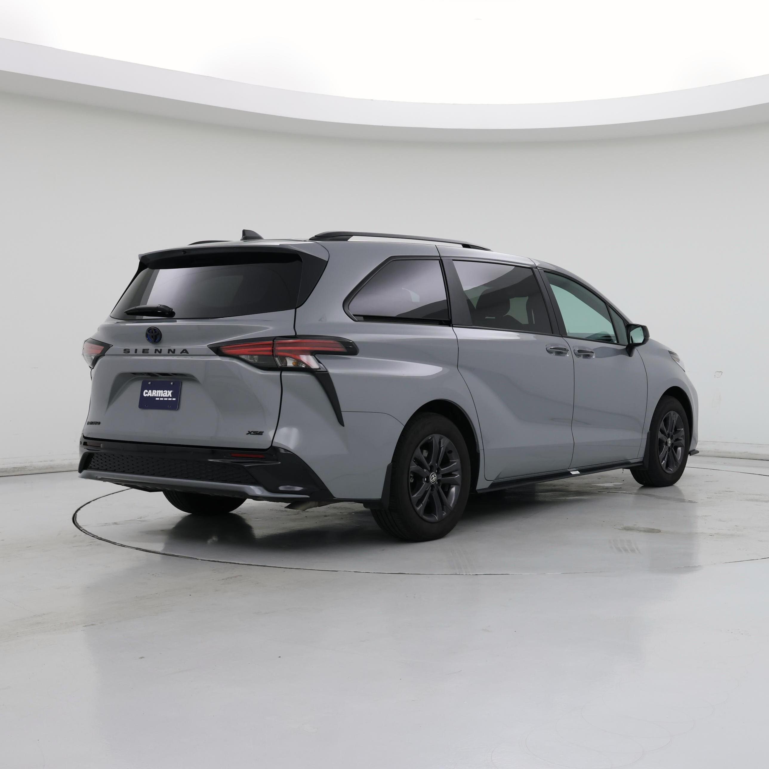 Thumbnail: 2025 Toyota Sienna - 8