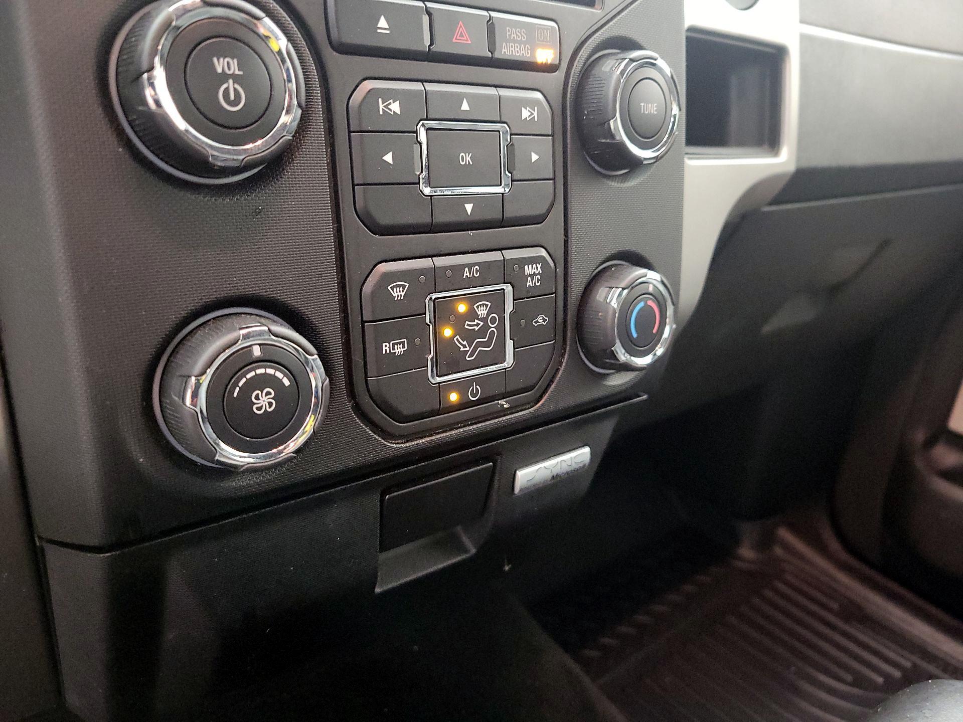 Thumbnail: 2014 Ford F-150 - 16