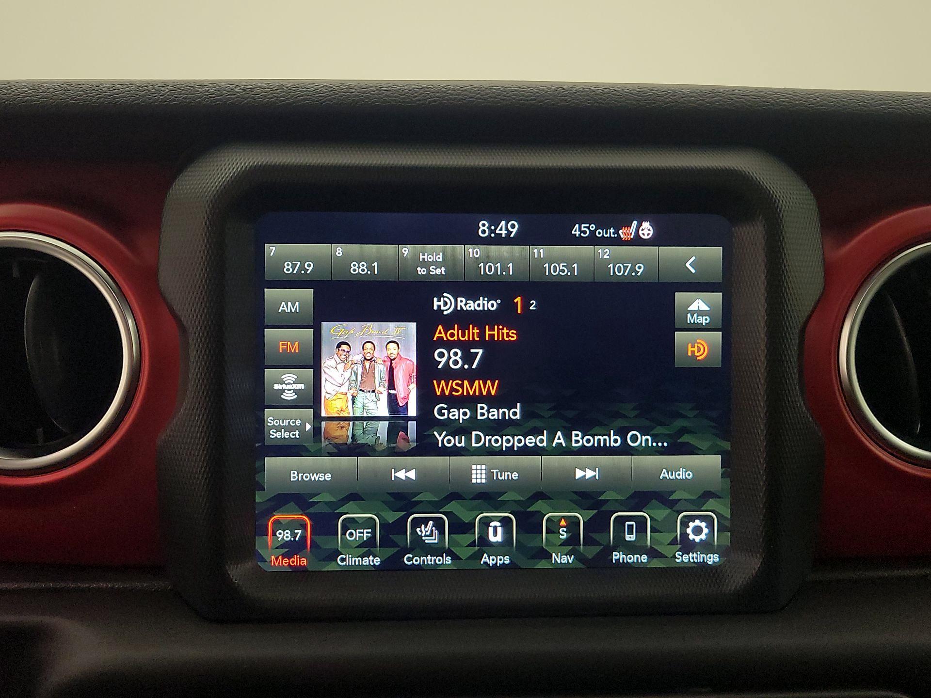 Thumbnail: 2023 Jeep Wrangler - 16