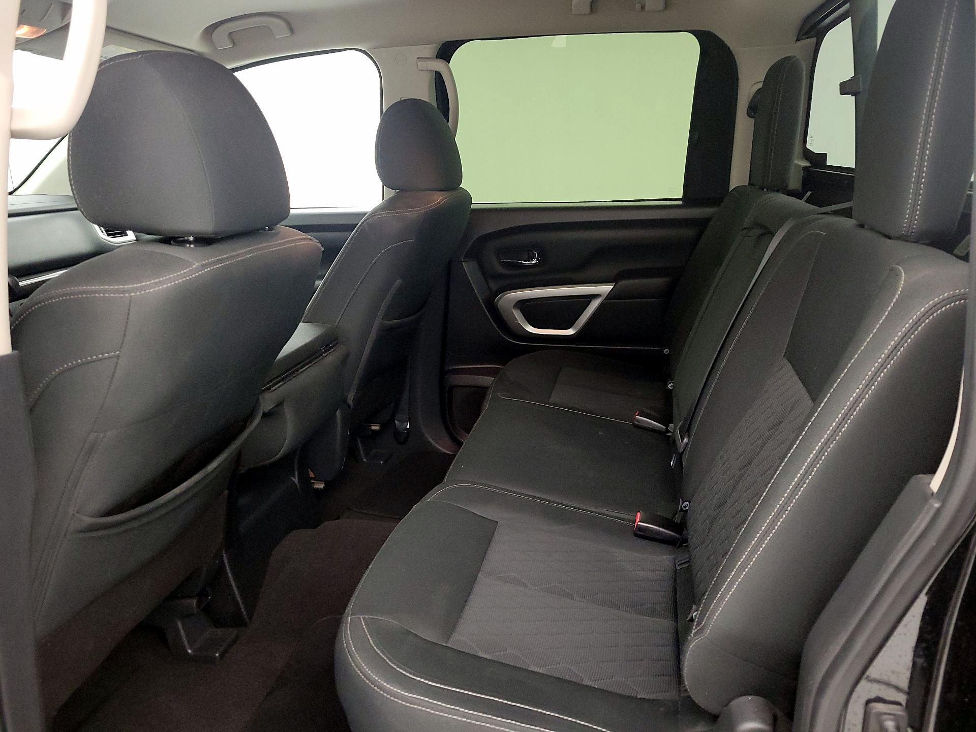 Thumbnail: 2019 Nissan Titan - 19