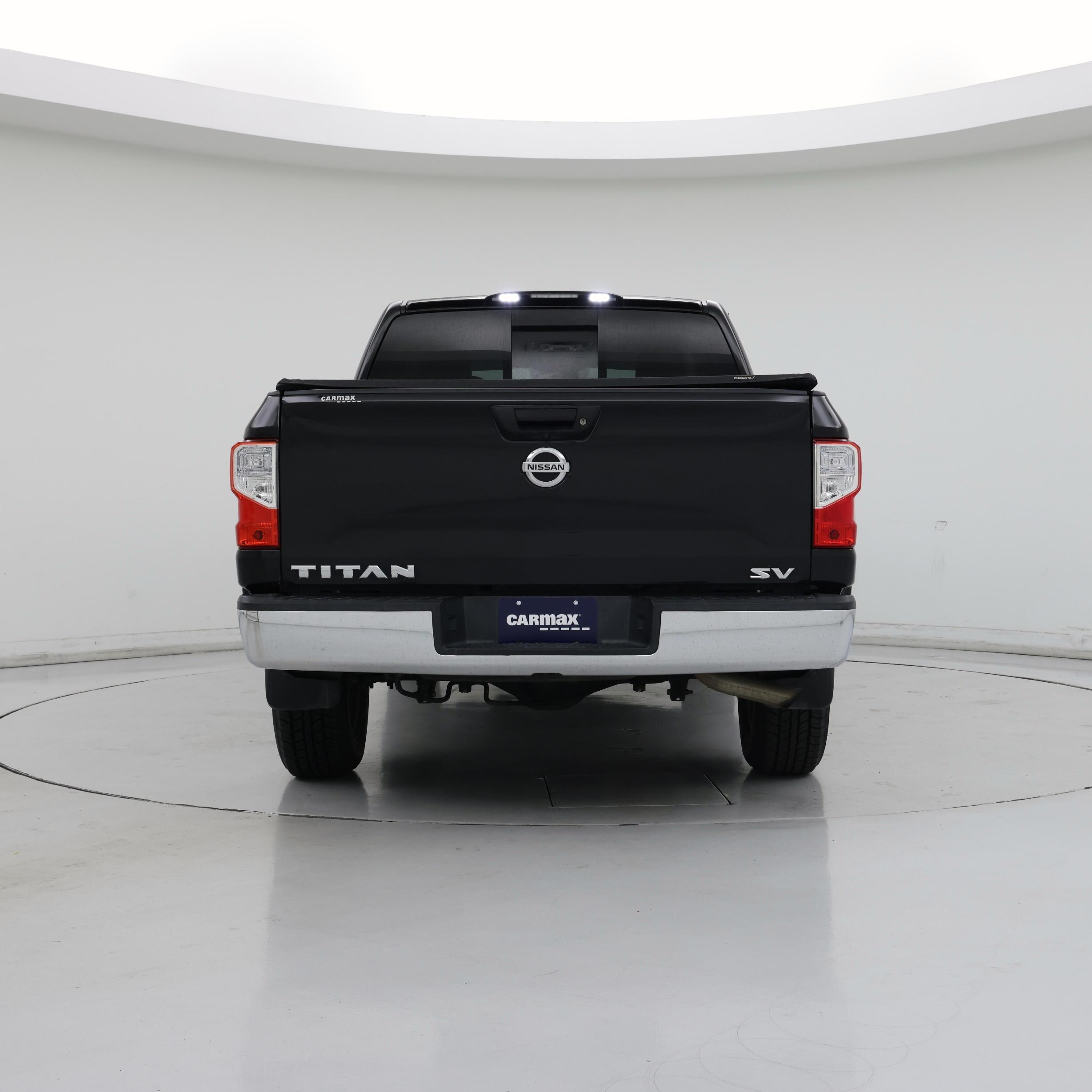 Thumbnail: 2019 Nissan Titan - 6