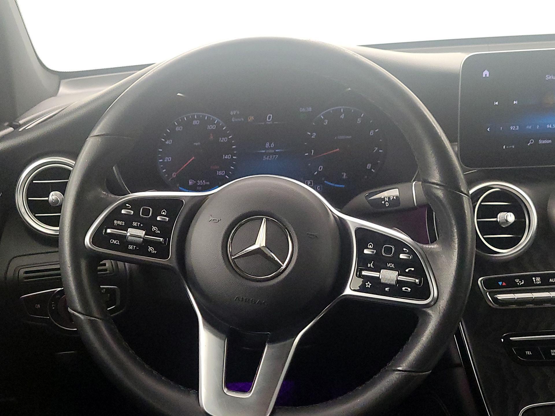 Thumbnail: 2020 Mercedes-Benz GLC - 10