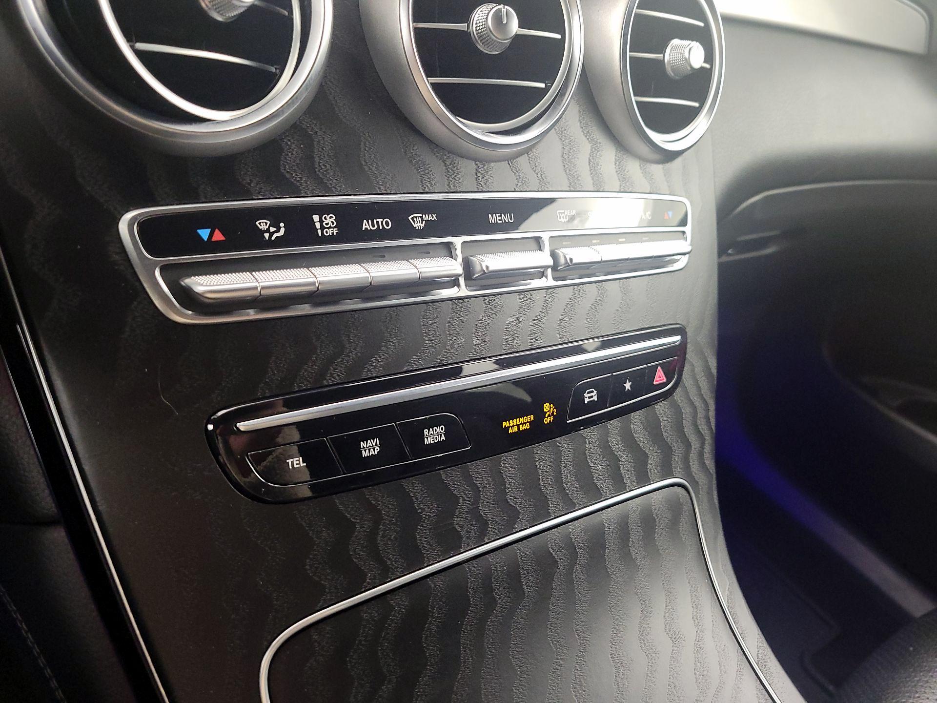 Thumbnail: 2020 Mercedes-Benz GLC - 15