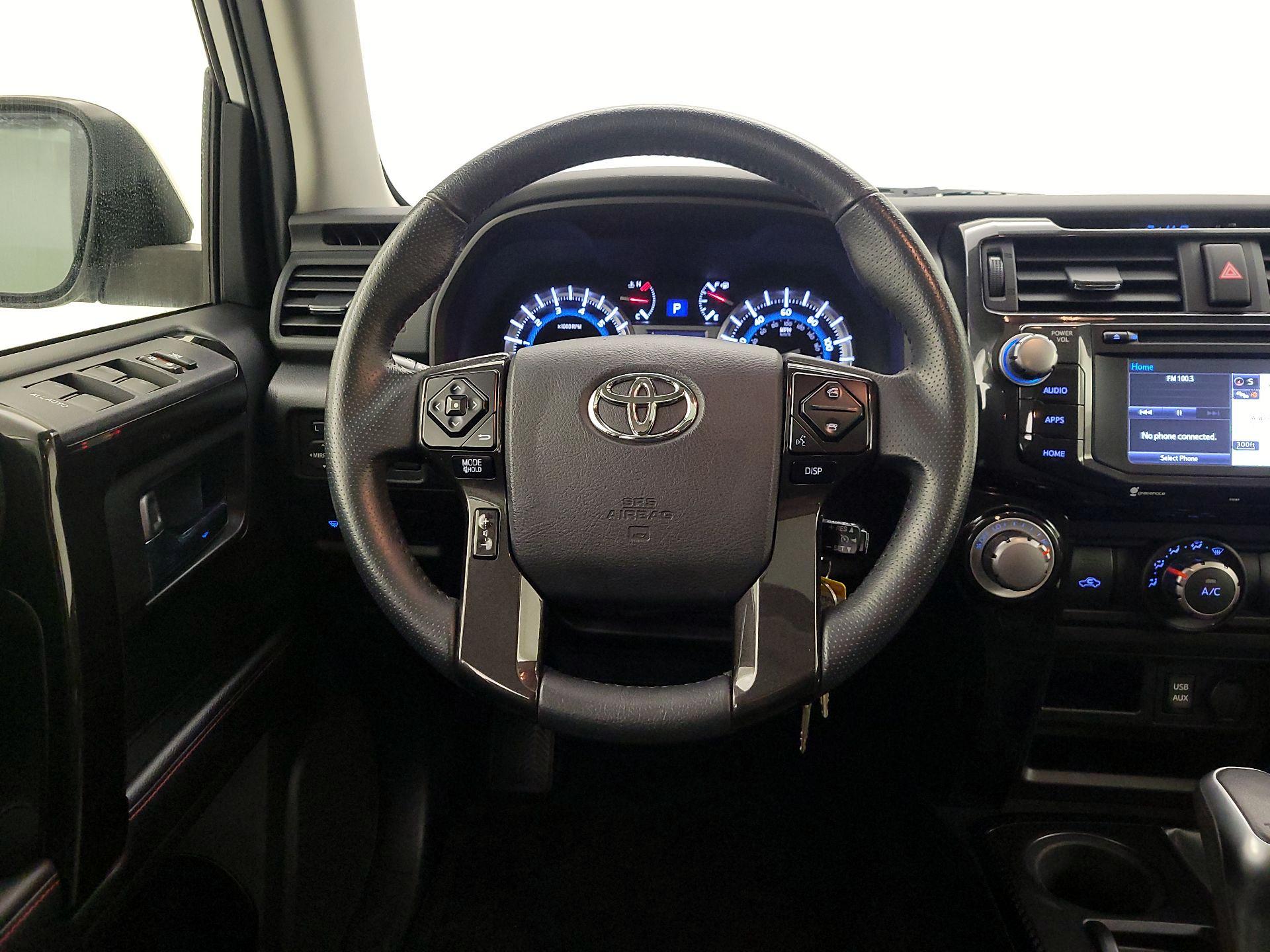 Thumbnail: 2017 Toyota 4Runner - 10