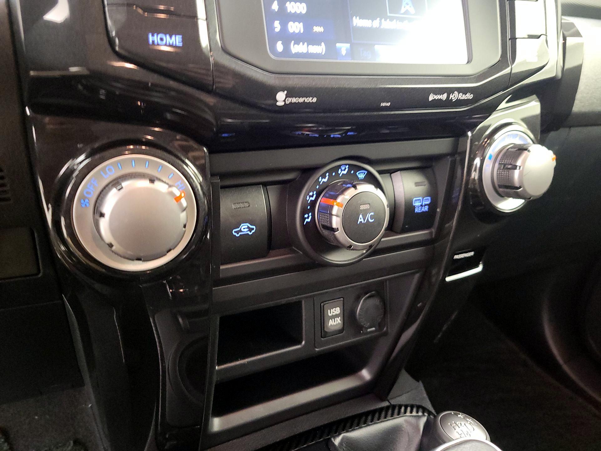 Thumbnail: 2017 Toyota 4Runner - 16