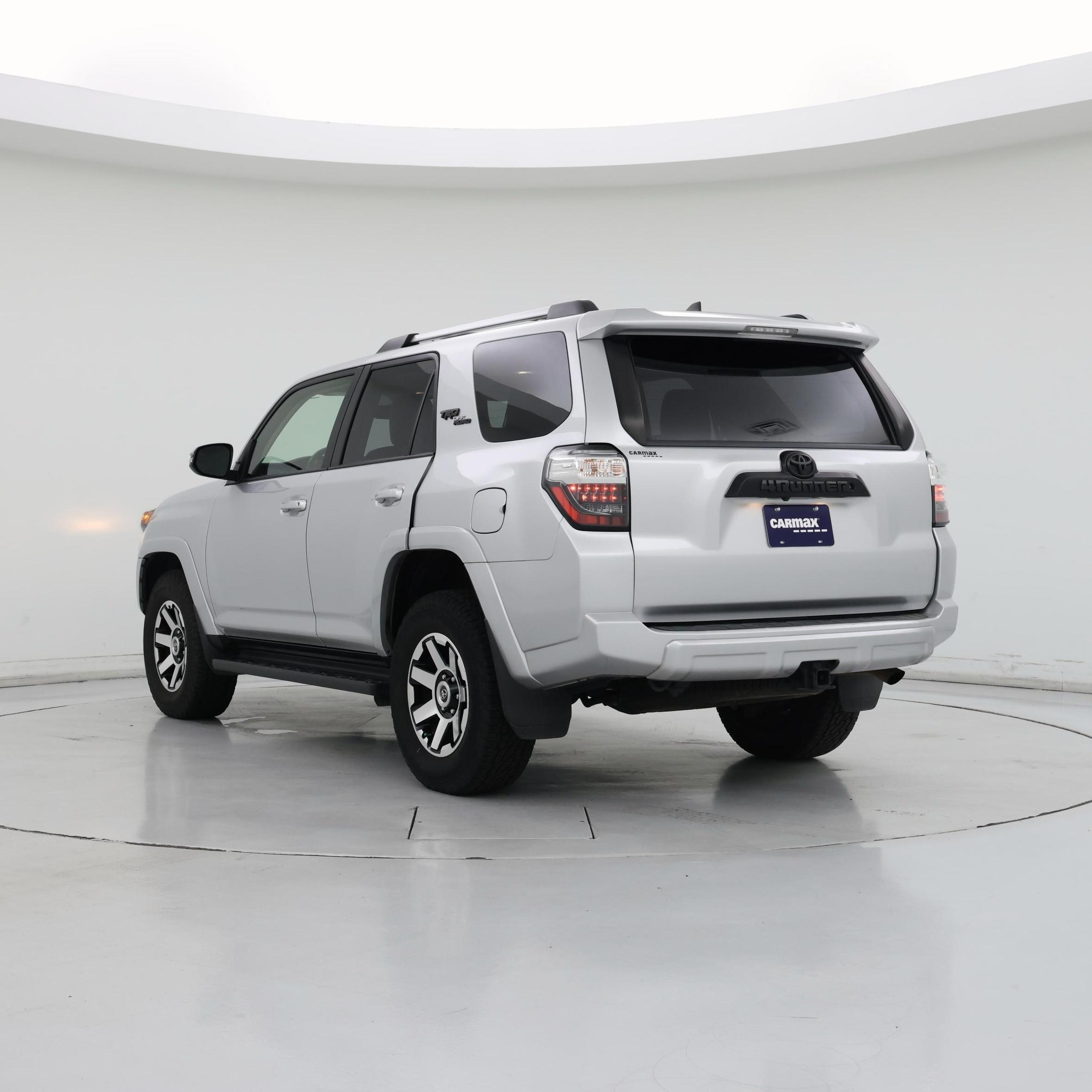 Thumbnail: 2017 Toyota 4Runner - 2