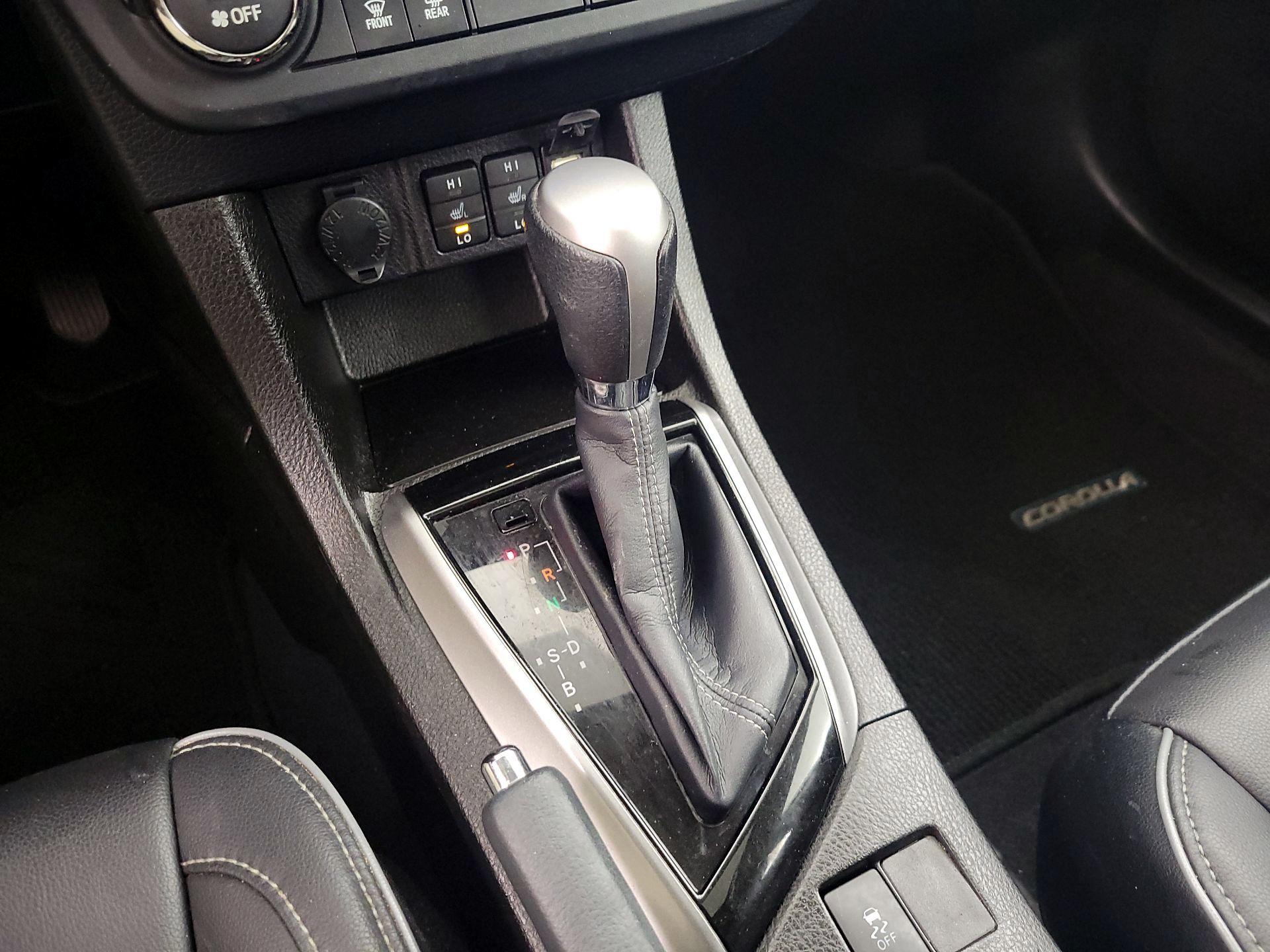 Thumbnail: 2016 Toyota Corolla - 17